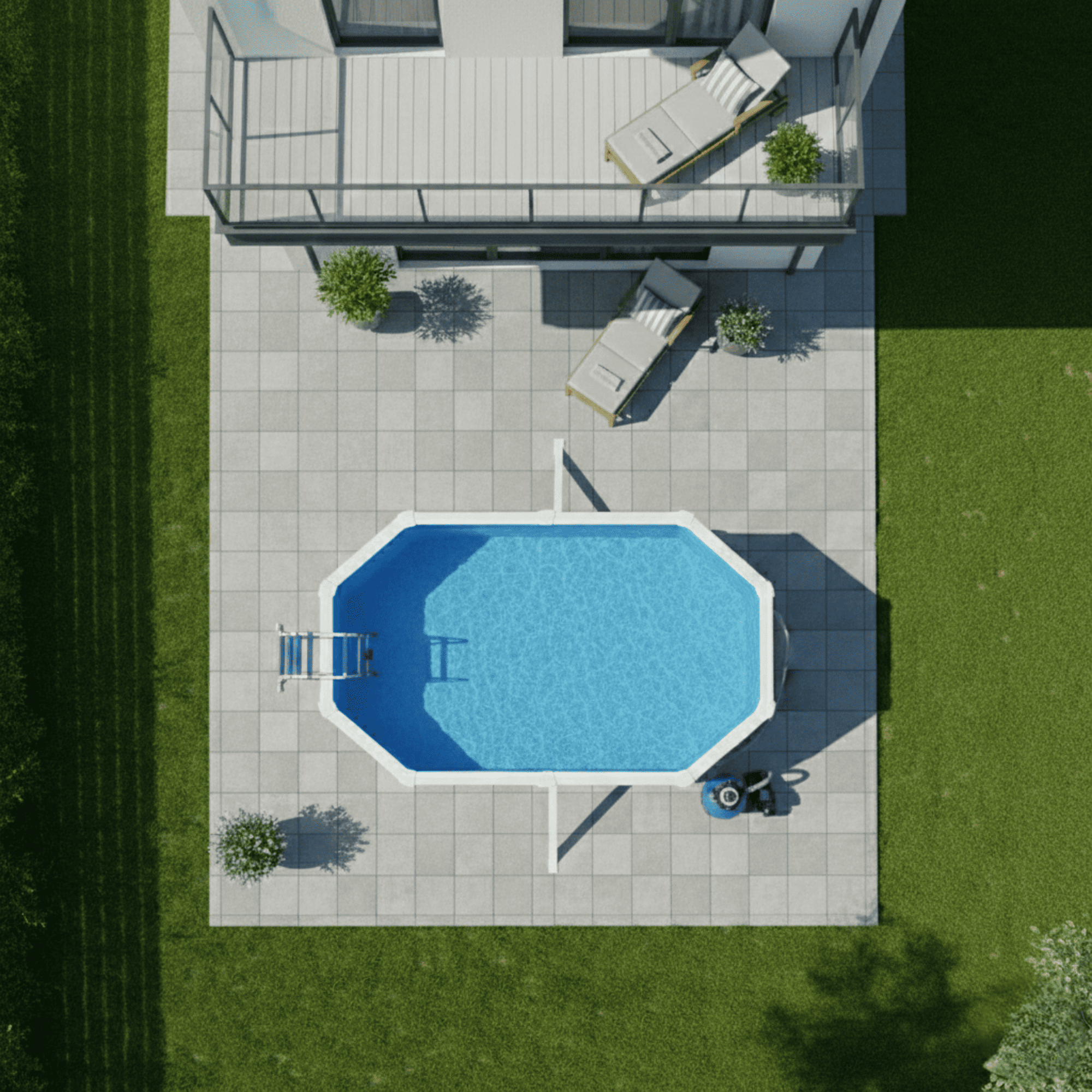 Una piscina octogonal con escalera y robot limpiafondos junto a una casa con terraza.