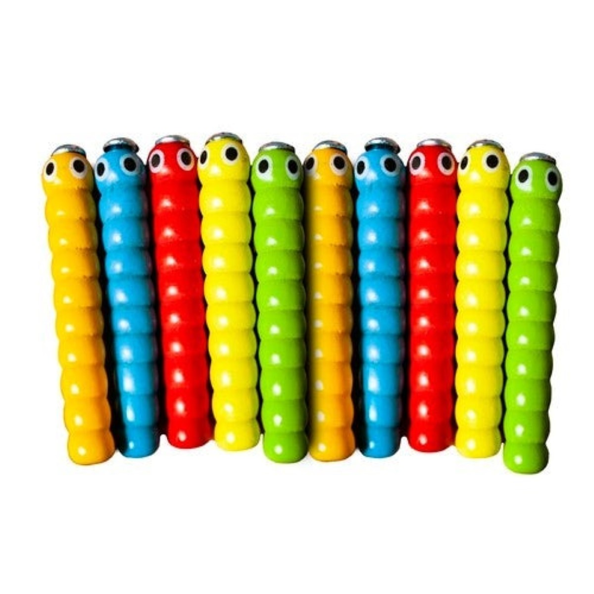 Una fila de orugas de juguete coloridas en amarillo, azul, rojo y verde.