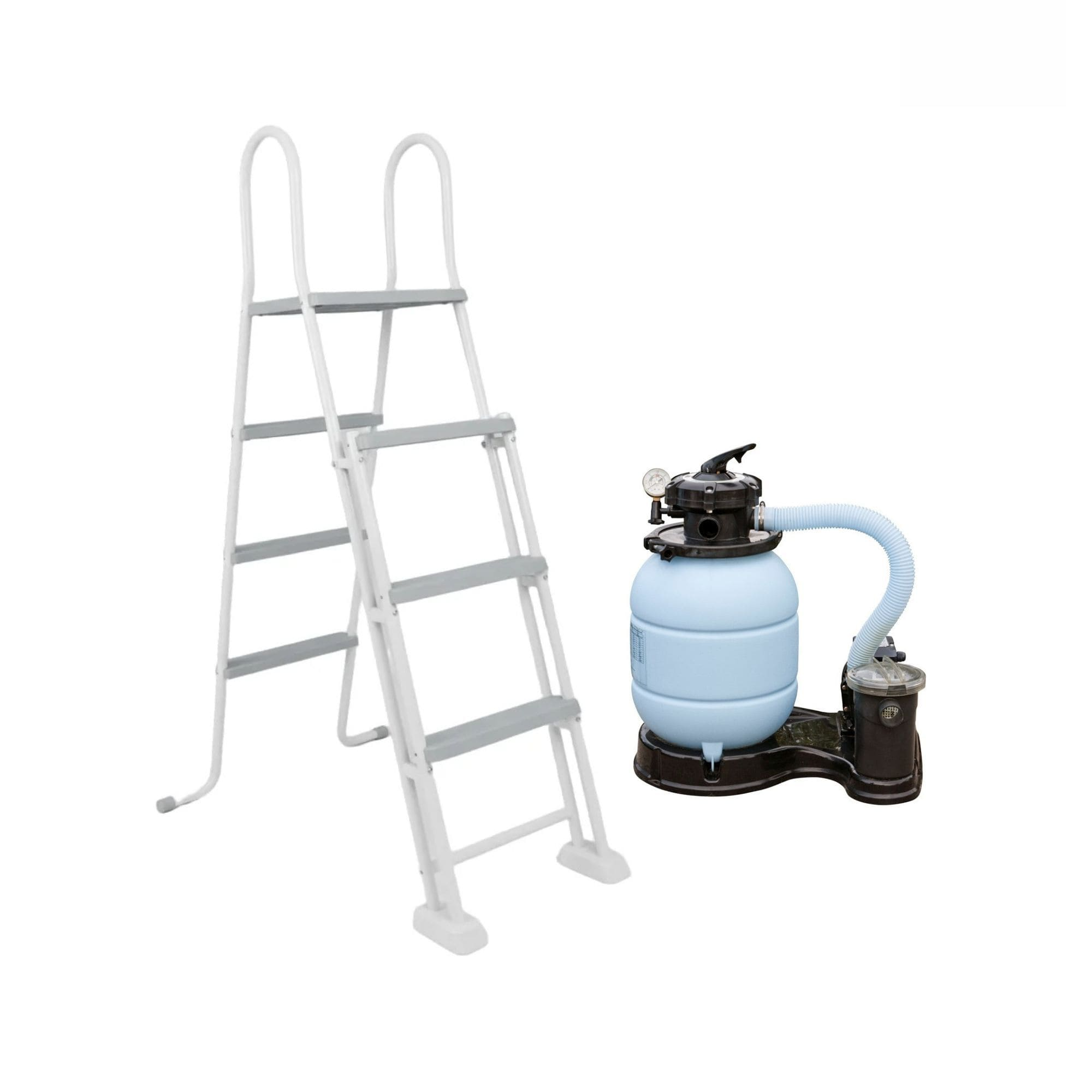 Una escalera blanca junto a un filtro de piscina azul con manguera.