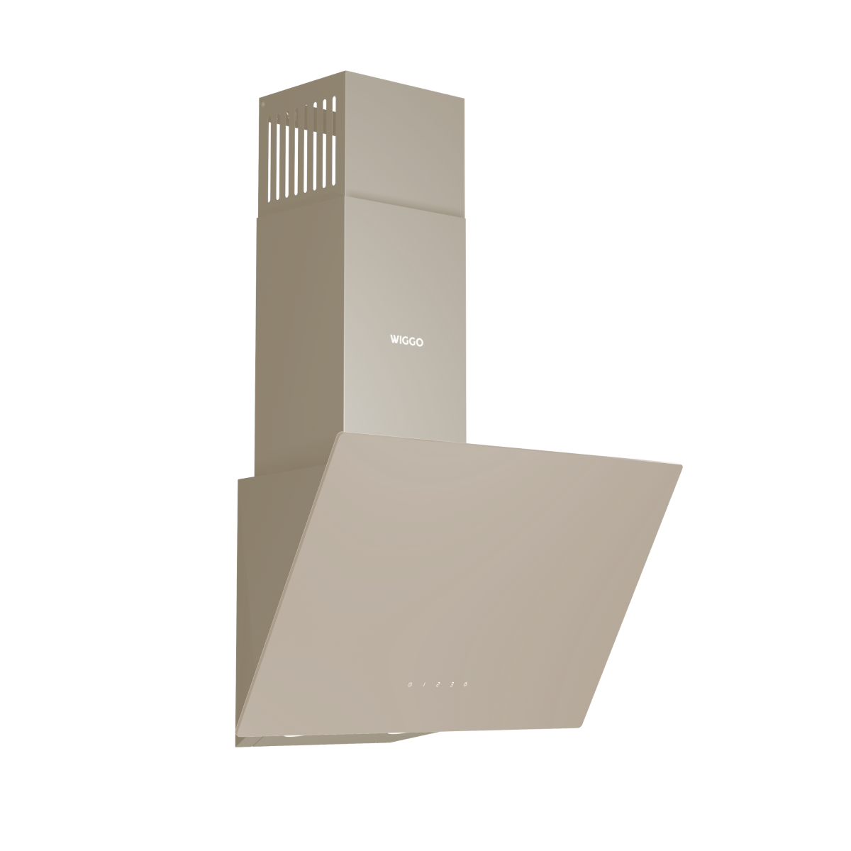 Een schuine, beige afzuigkap met een zilveren schoorsteen en ventilatieopeningen.