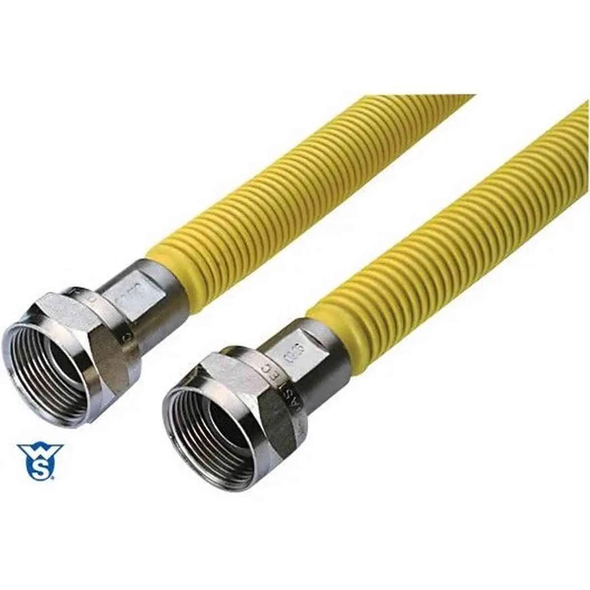 Deux tuyaux de gaz jaunes avec raccords argentés sur fond blanc.