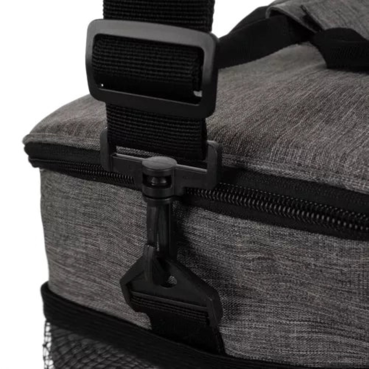 Bolsa térmica gris con cremallera negra y clip de correa.