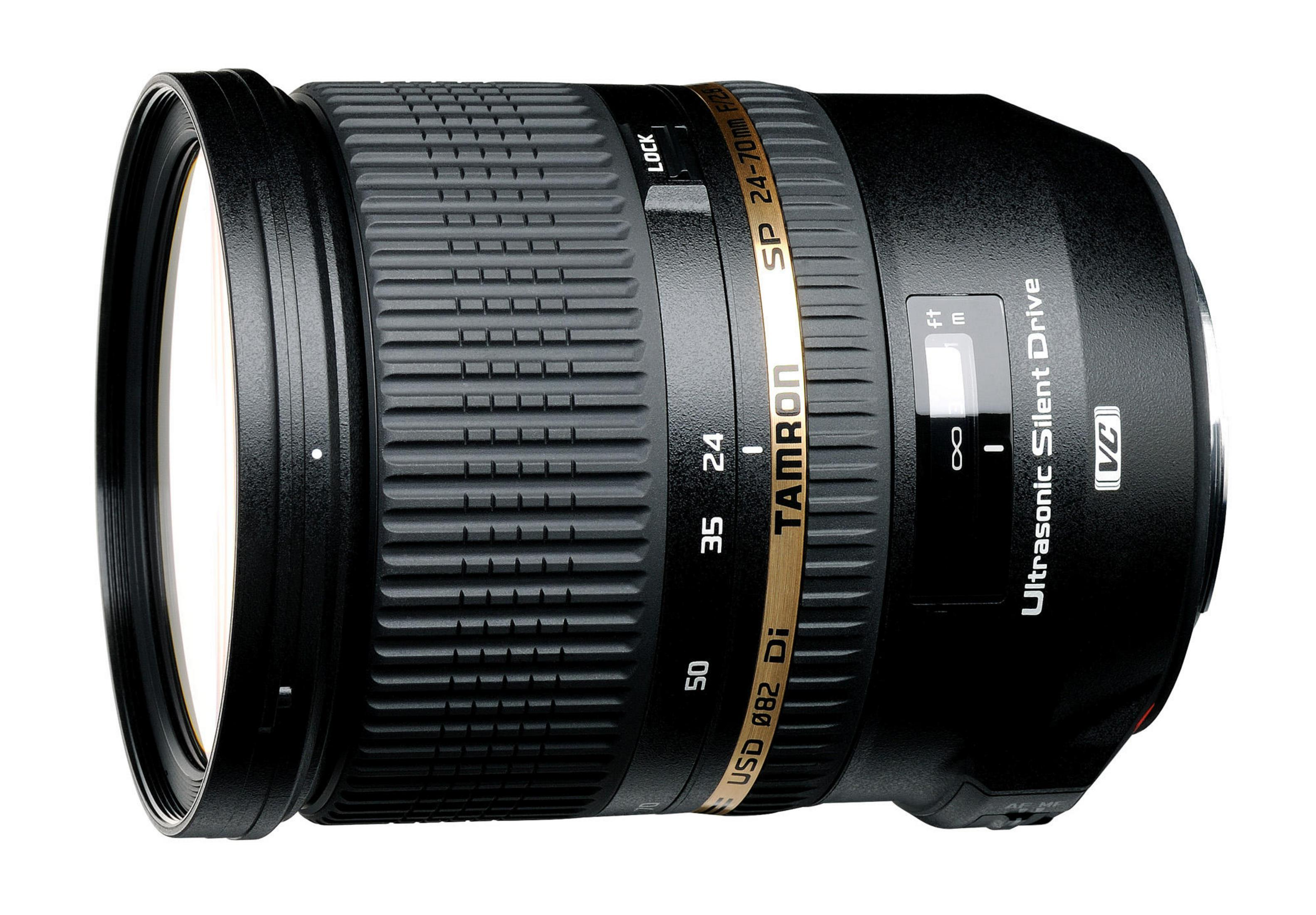 Ein schwarzes Tamron SP 24-70mm F/2.8 Objektiv mit Fokusring und Zoomring.