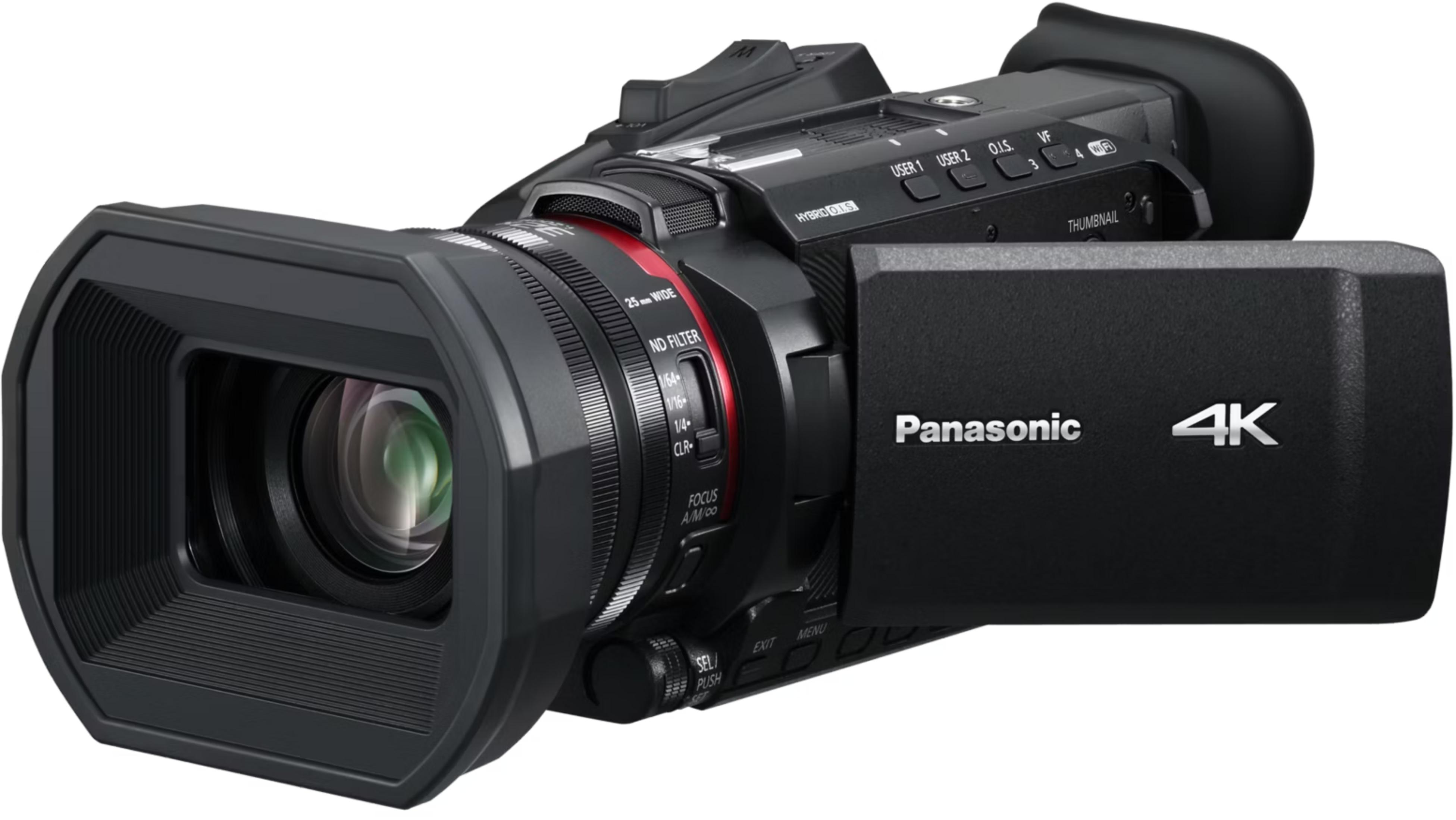 Czarna kamera Panasonic 4K z pierścieniem ostrości i ekranem LCD.
