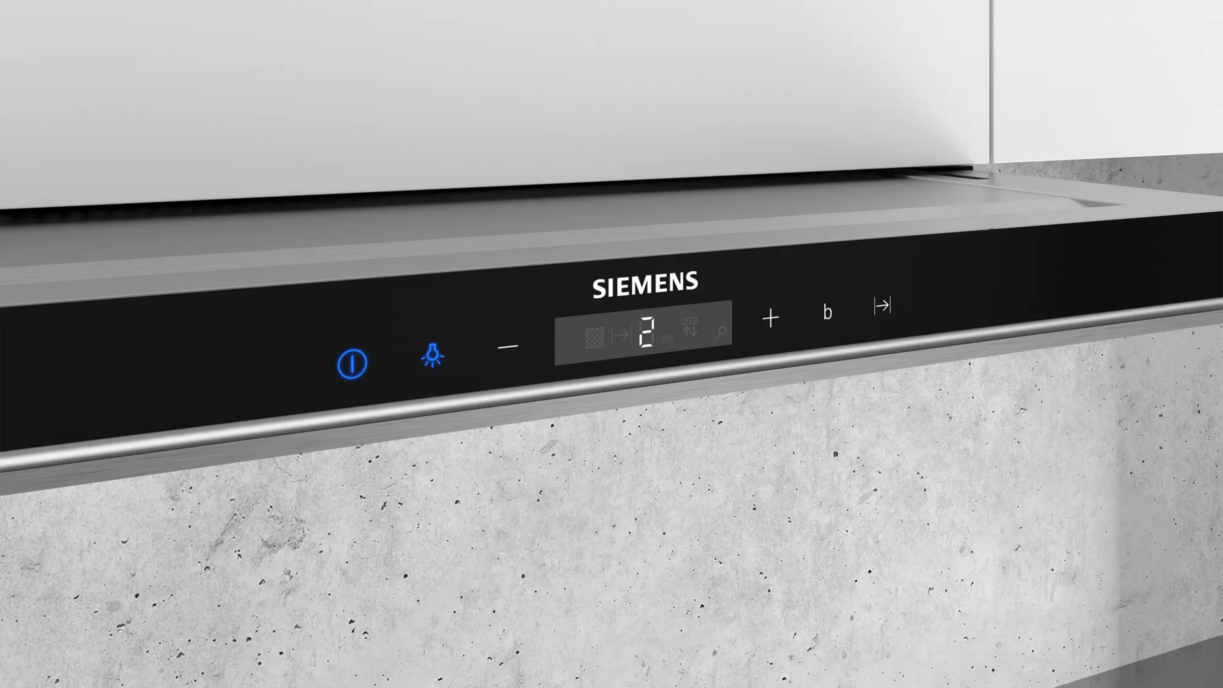 Siemens Dunstabzugshaube mit digitaler Anzeige und Bedienelementen.