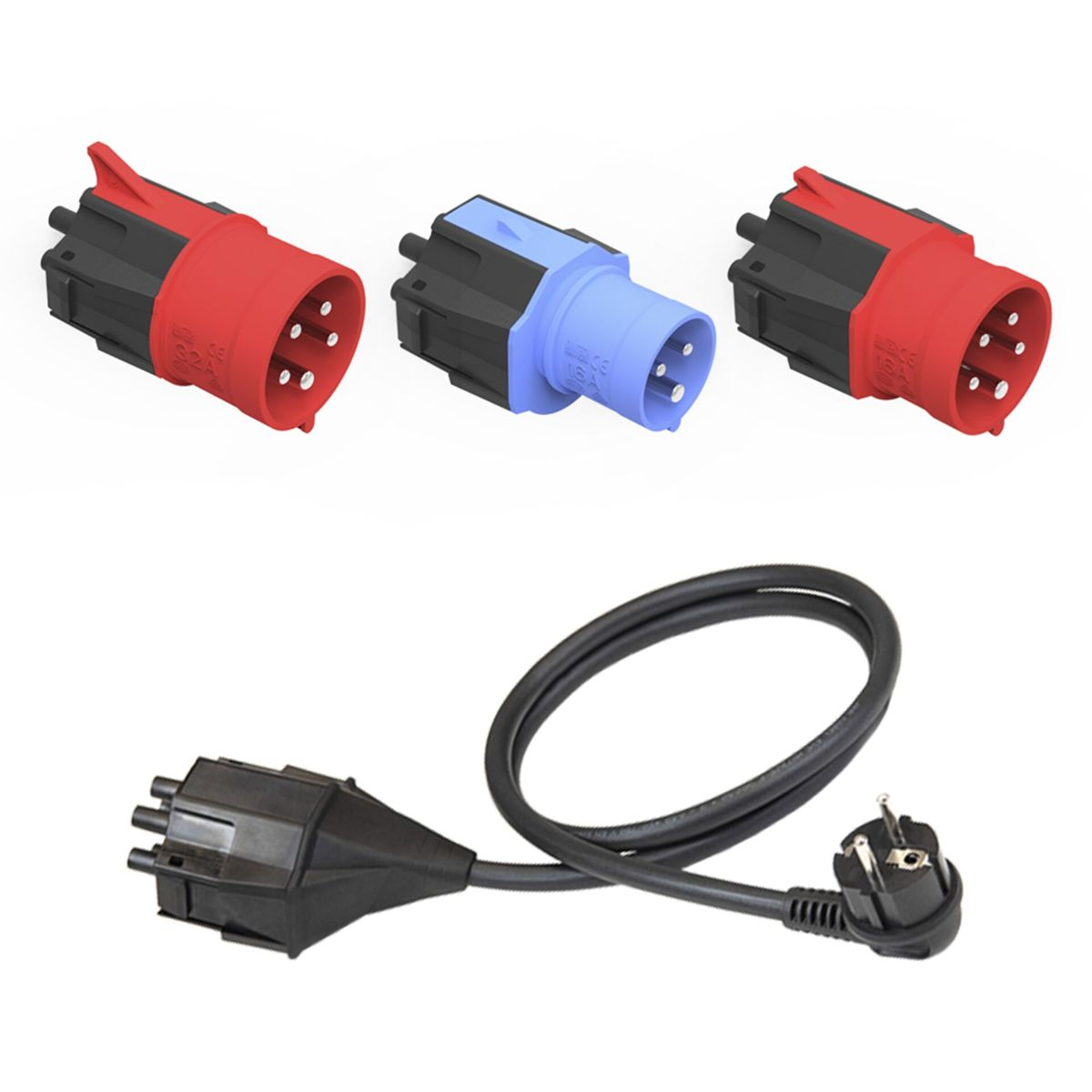 Drei Steckeradapter: zwei rot, ein blau. Darunter ein schwarzes Kabel mit zwei Steckern.