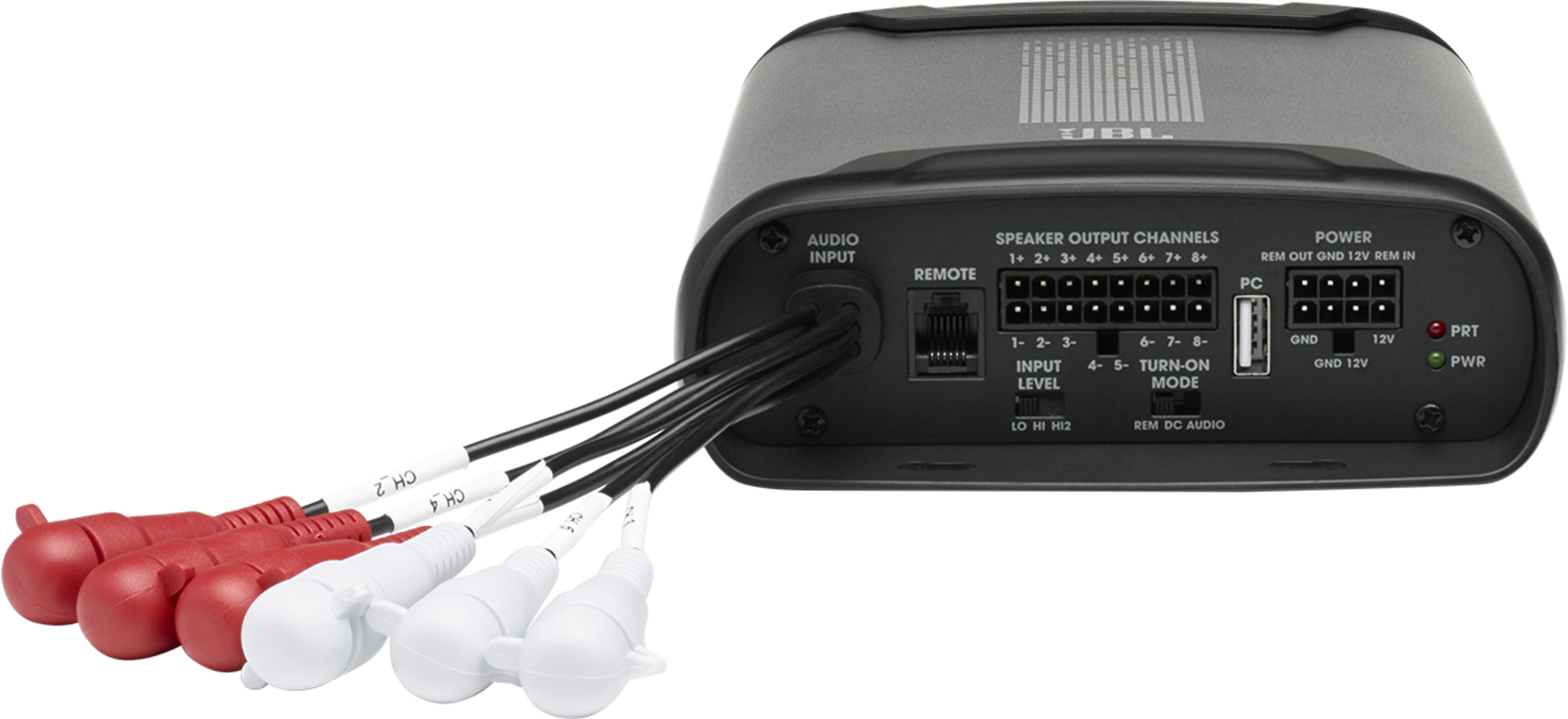 JBL-Verstärker mit Audio-, Remote- und Stromanschlüssen, sowie Lautsprecherausgängen.