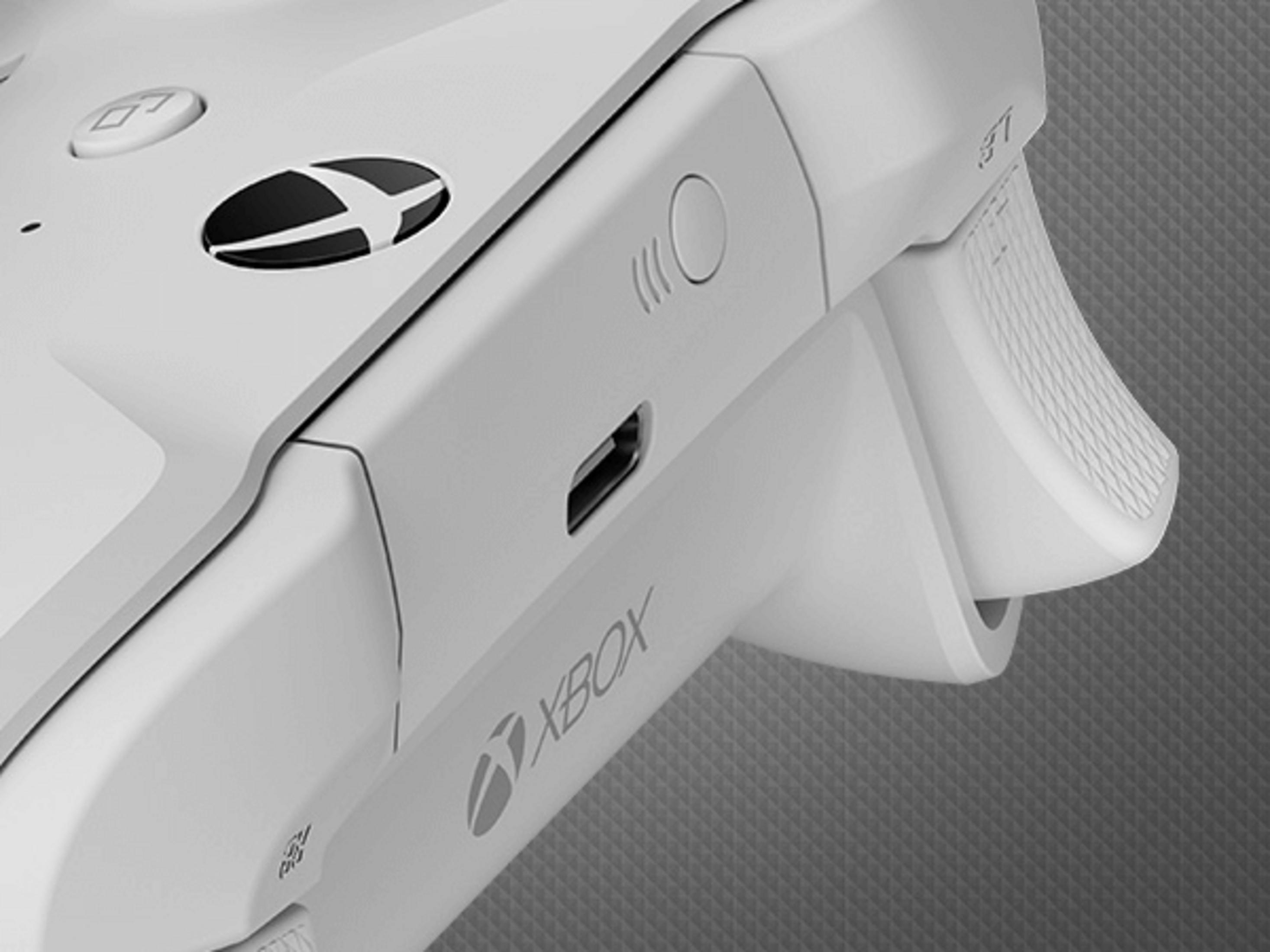 Biały kontroler Xbox z portem USB-C i logo Xbox.