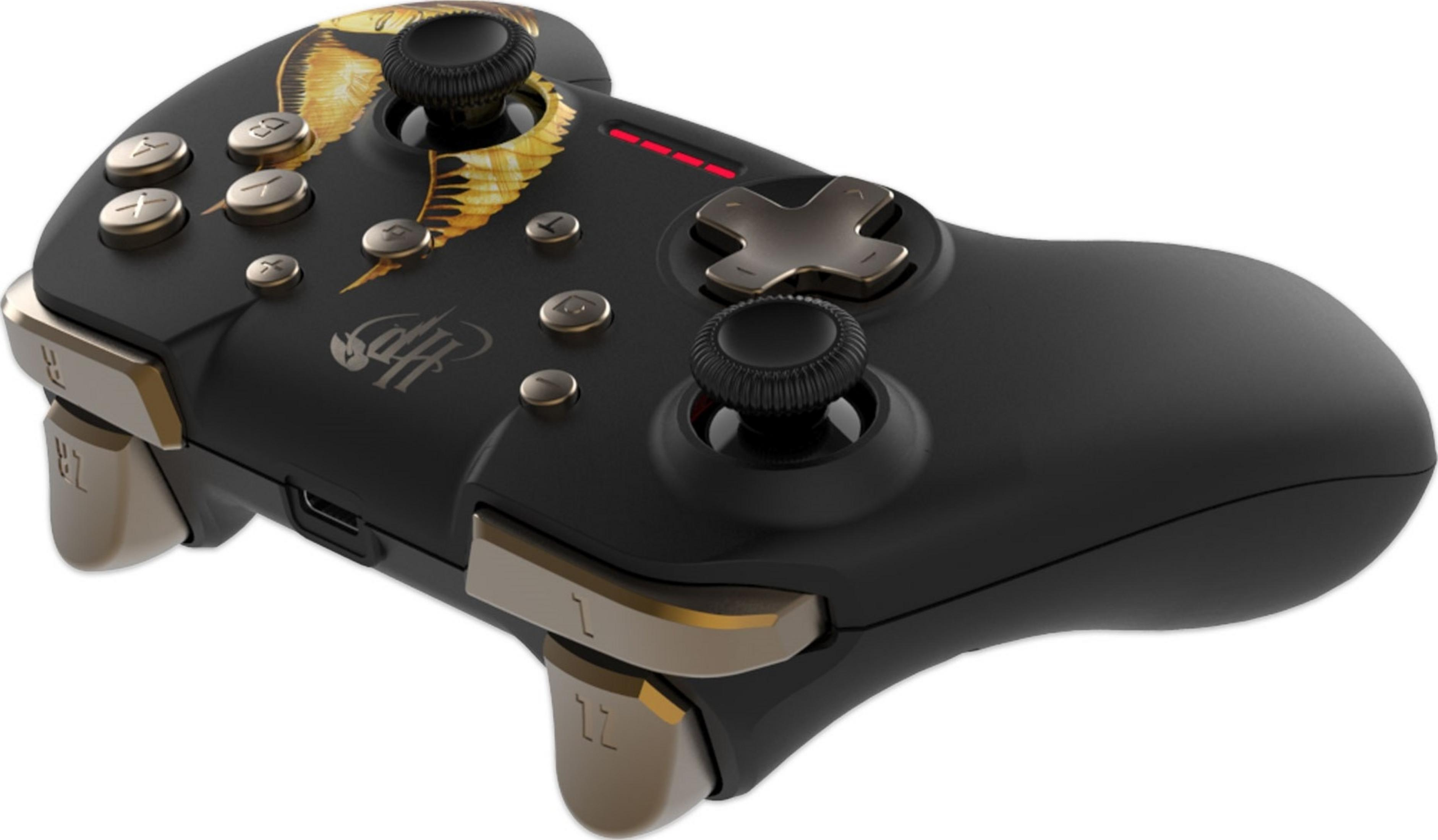 Controller nero con ali dorate, pulsanti e accenti.