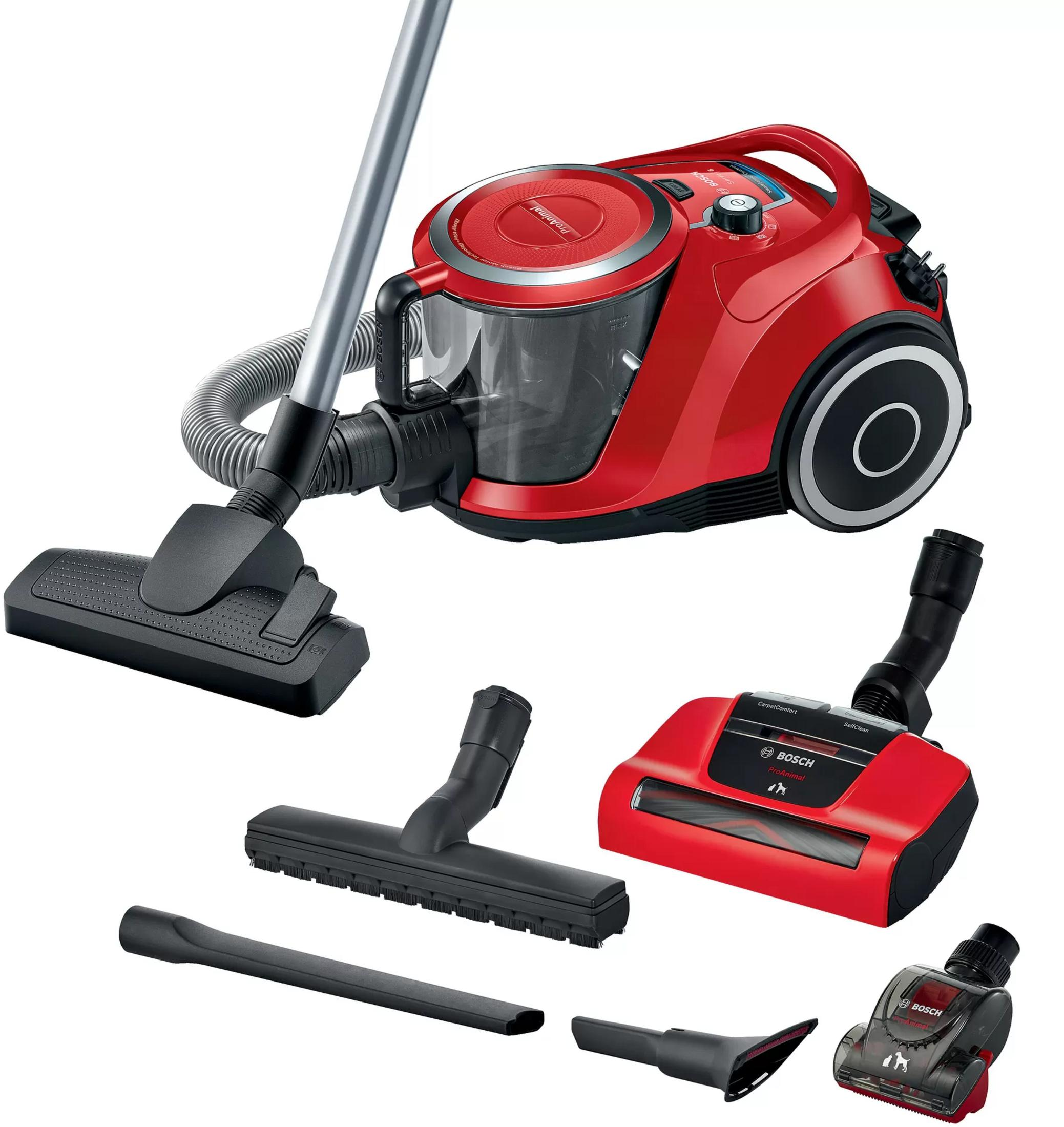 Czerwony odkurzacz Bosch z akcesoriami, na białym tle.