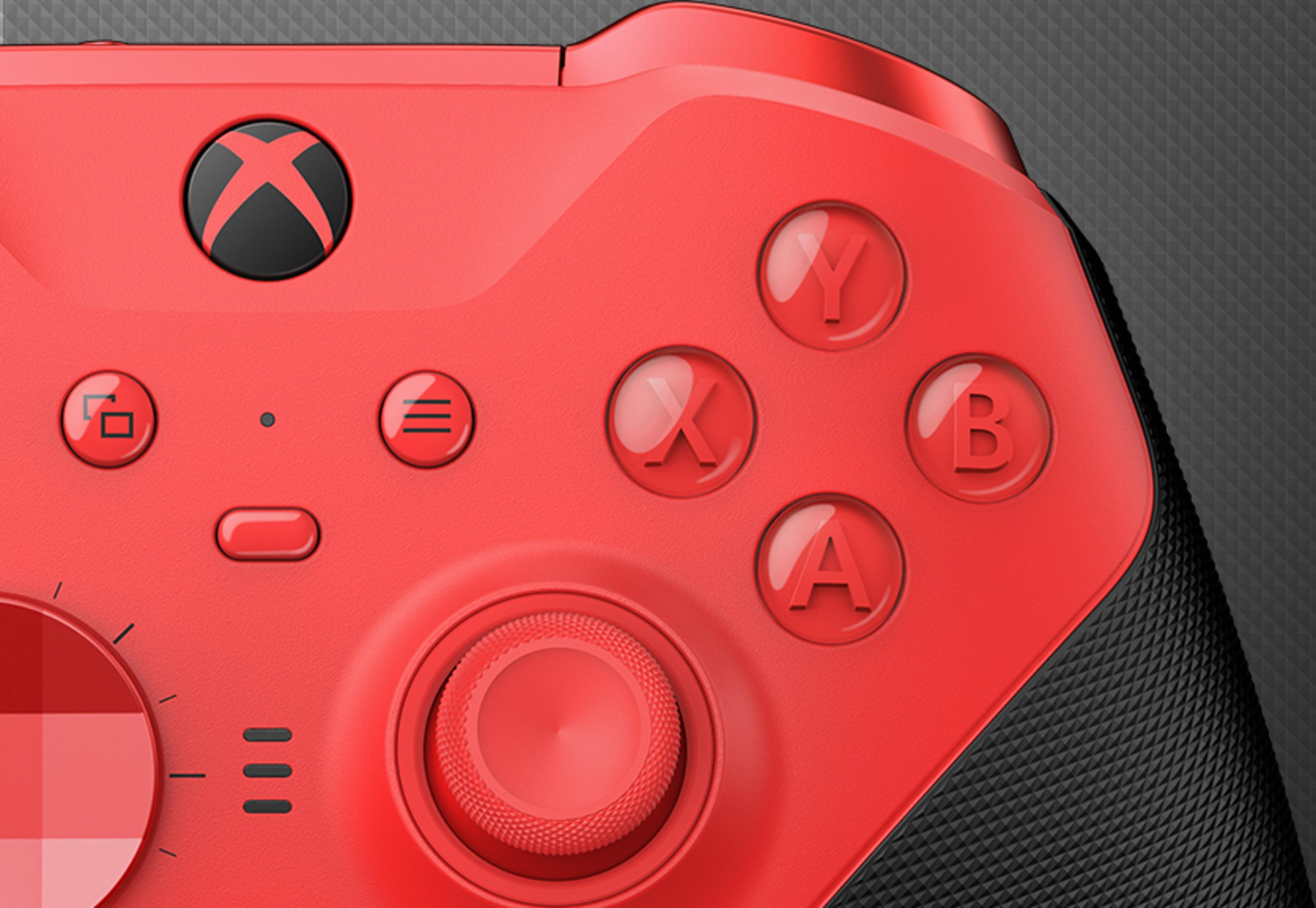 Mando rojo de Xbox con botones negros y agarre texturizado.