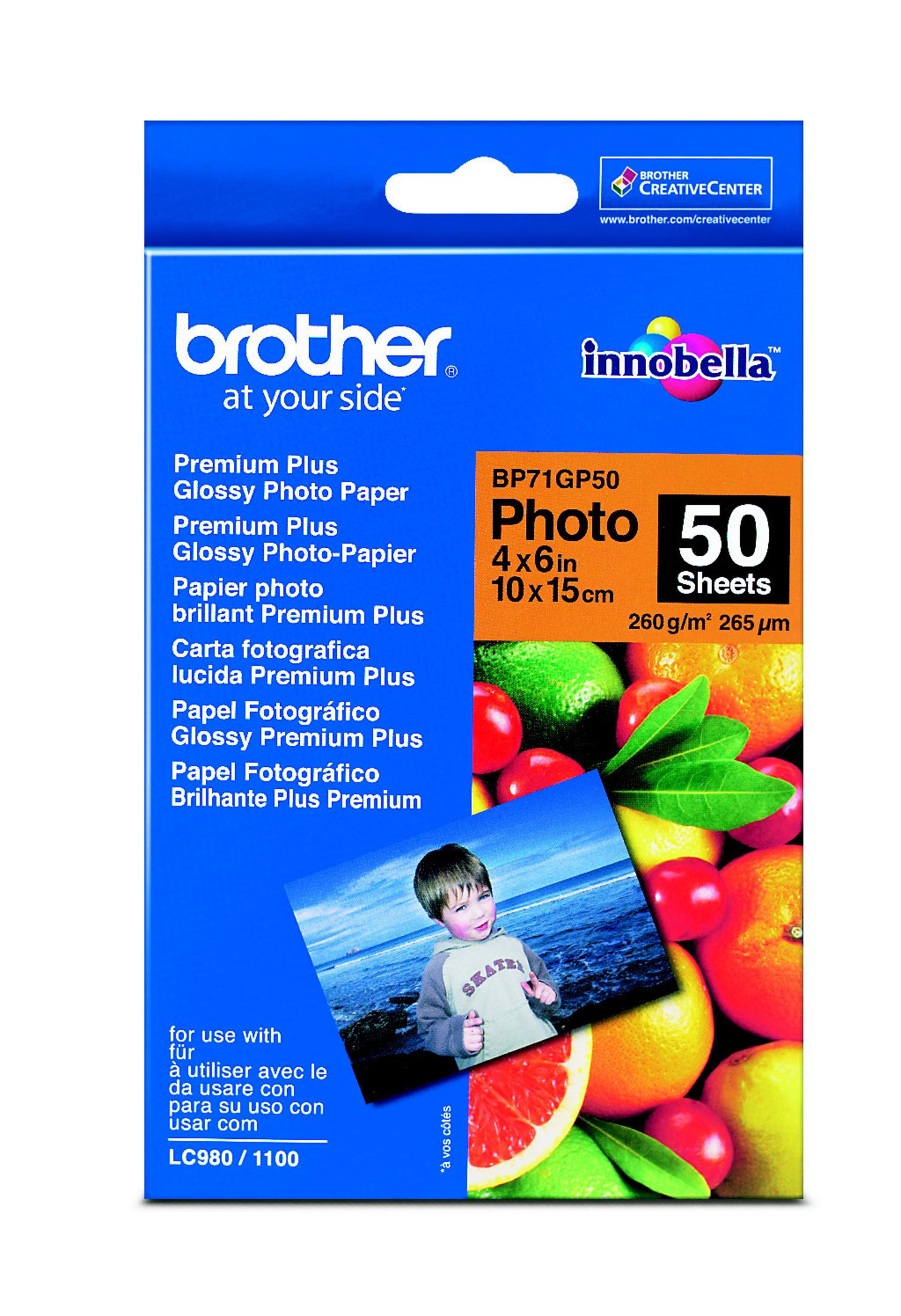 Brother Fotopapier-Packung mit Zitrusfrüchten und einem Jungen.