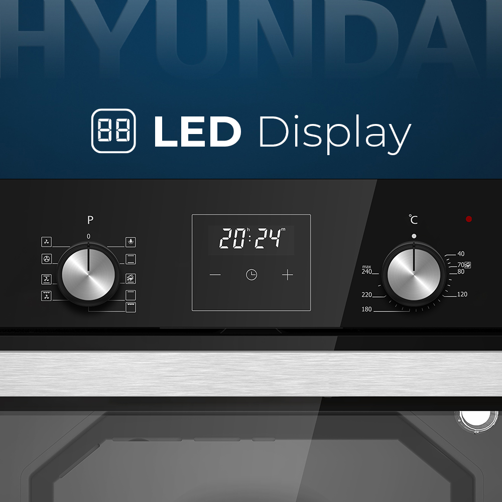 Un horno moderno con pantalla digital, perillas y selección de temperatura.
