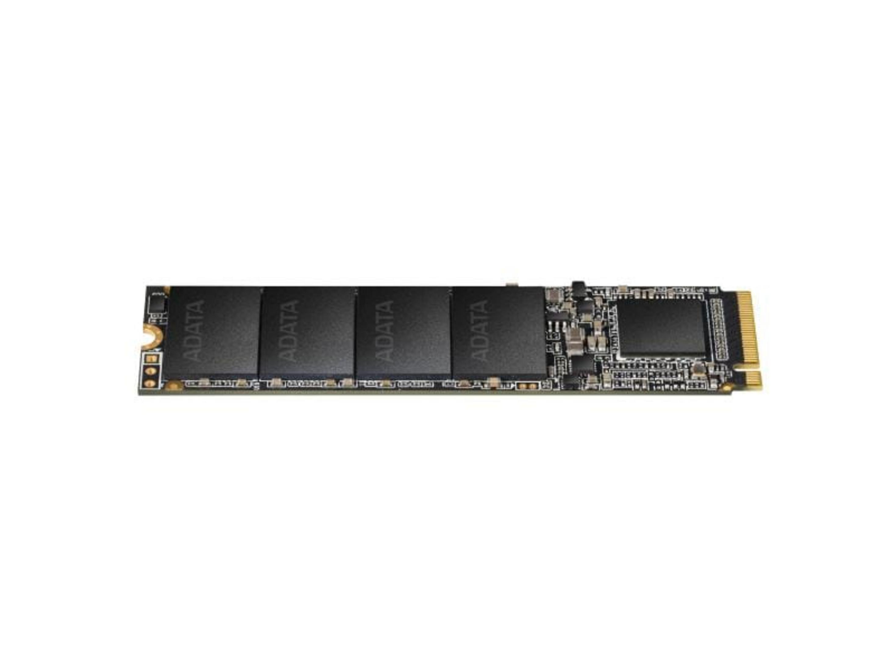 Un SSD M.2 ADATA con quattro chip e connettore dorato.