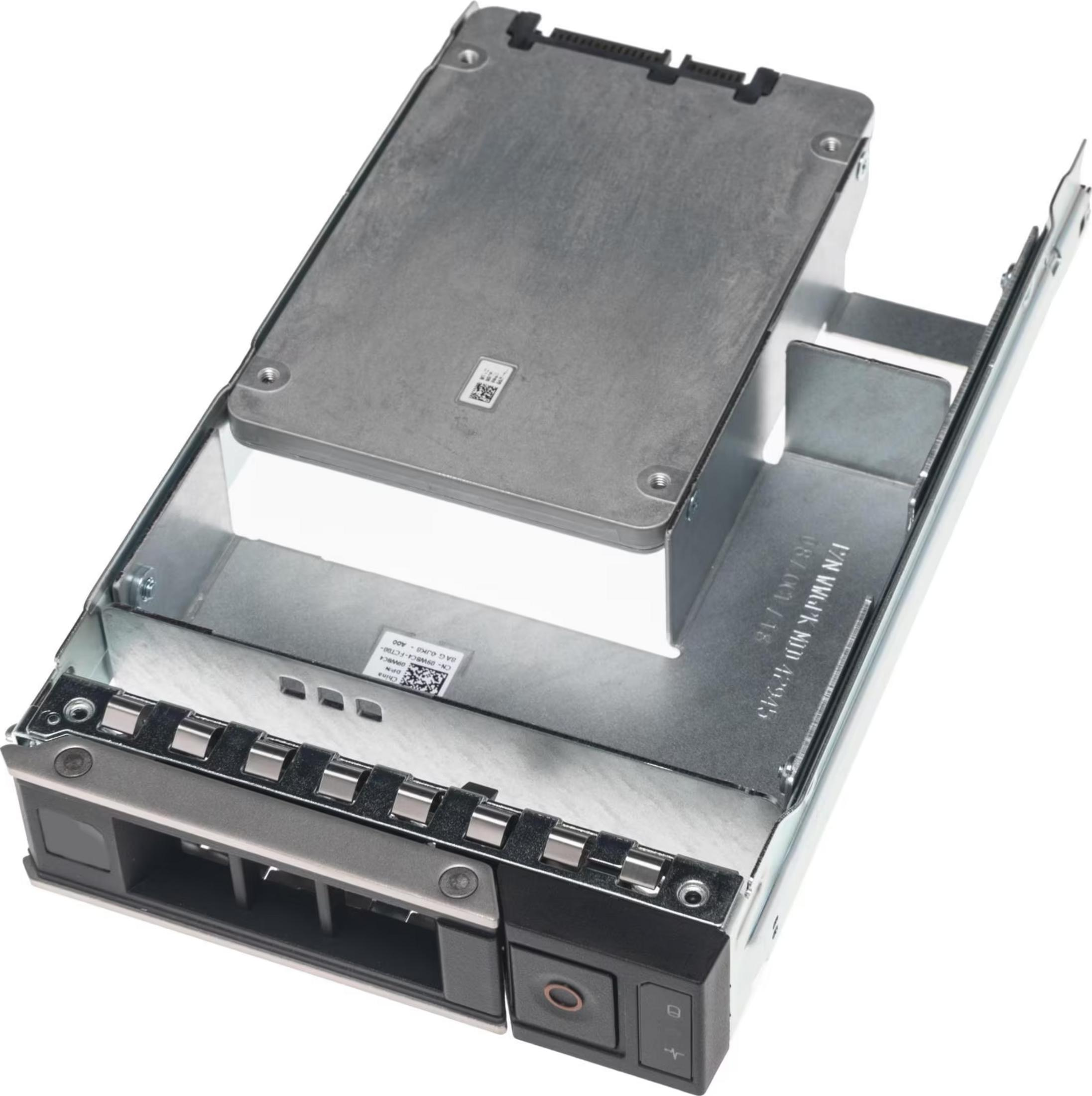 Srebrna kieszeń na dysk twardy komputera z napędem i złączami.