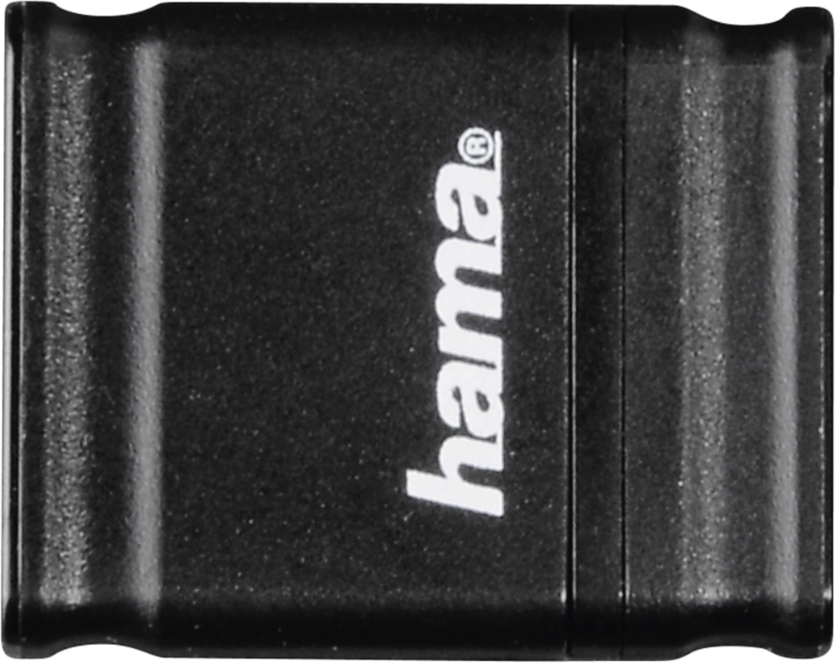 Czarny pendrive Hama z pionowym logo. Widok z bliska.