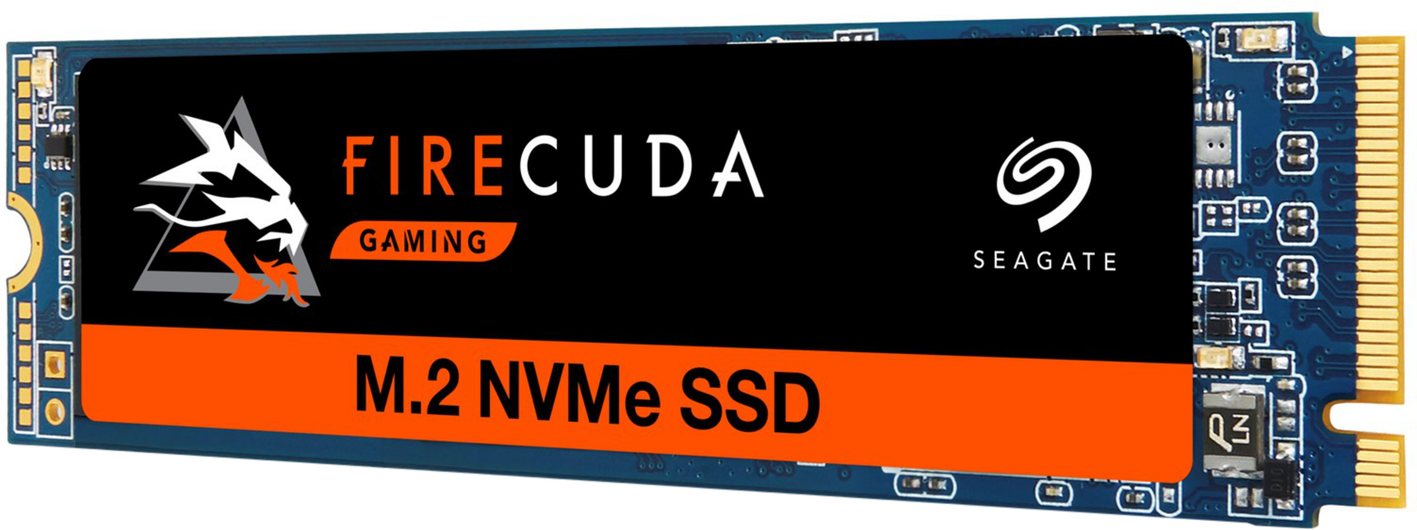 Un SSD NVMe M.2 FireCuda con logo Seagate su scheda blu.