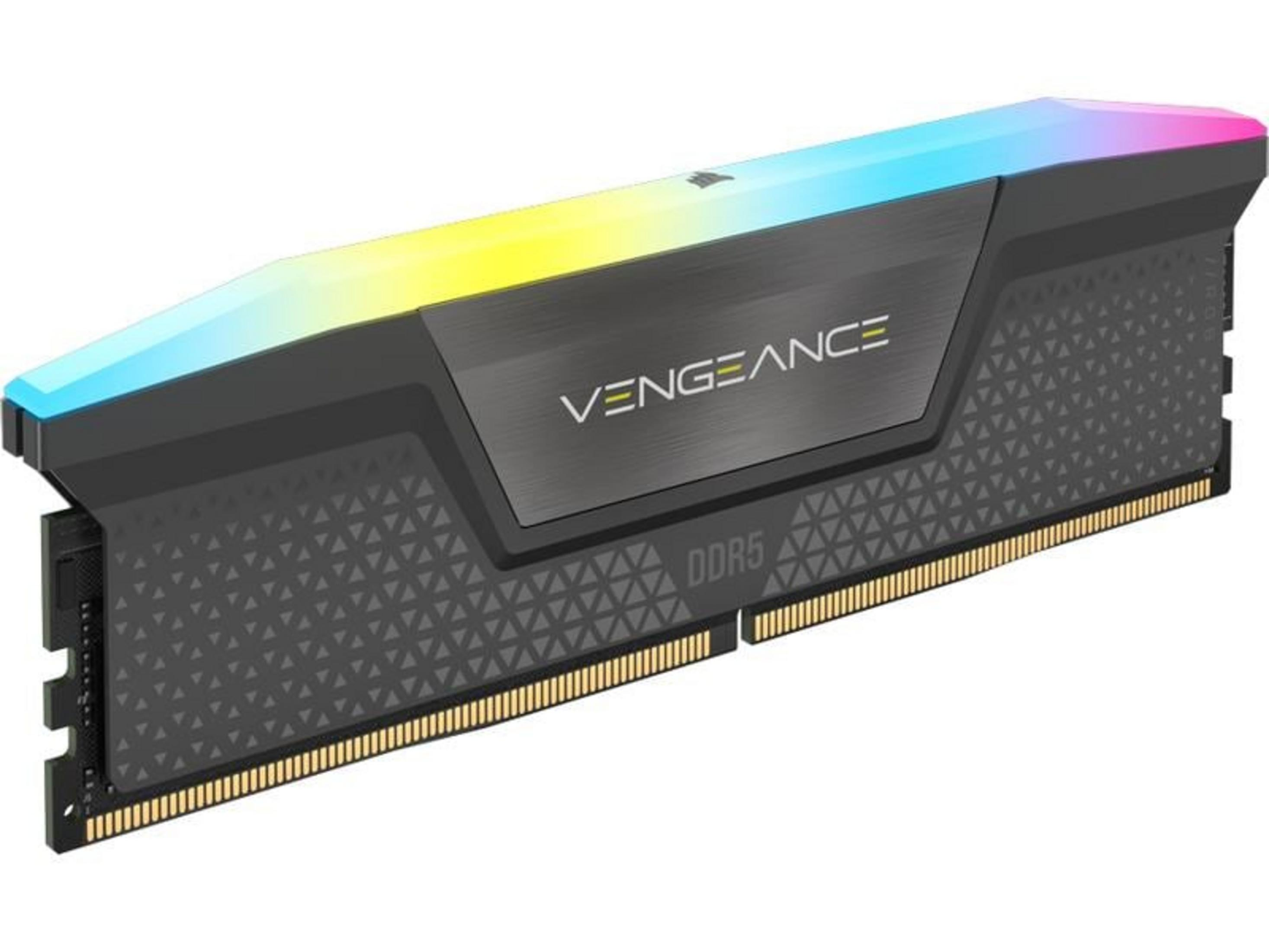 Czarny moduł RAM DDR5 z podświetleniem RGB i oznaczeniem VENGEANCE.