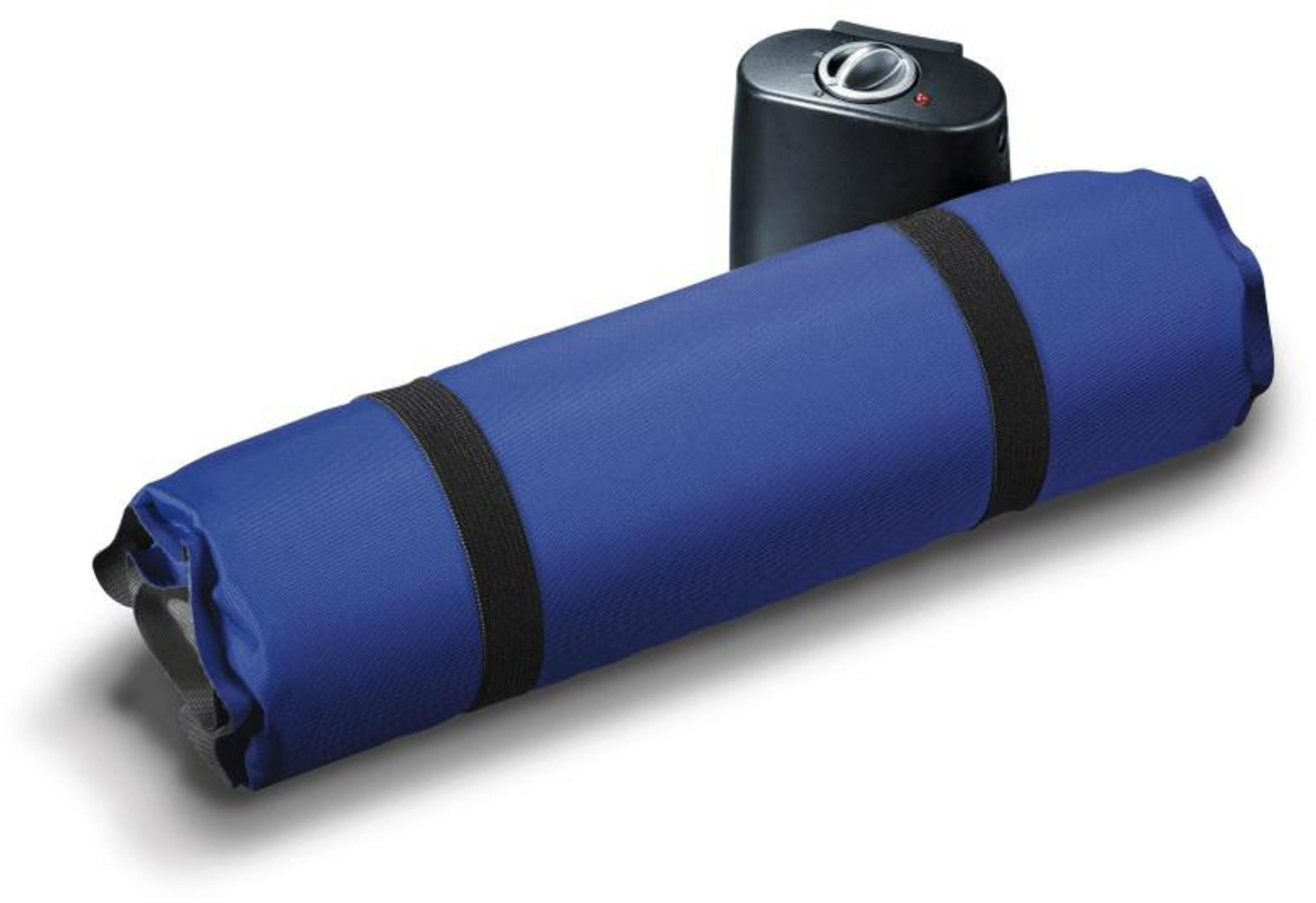 Zrolowana niebieska mata z czarnym paskiem i czarnym urządzeniem.