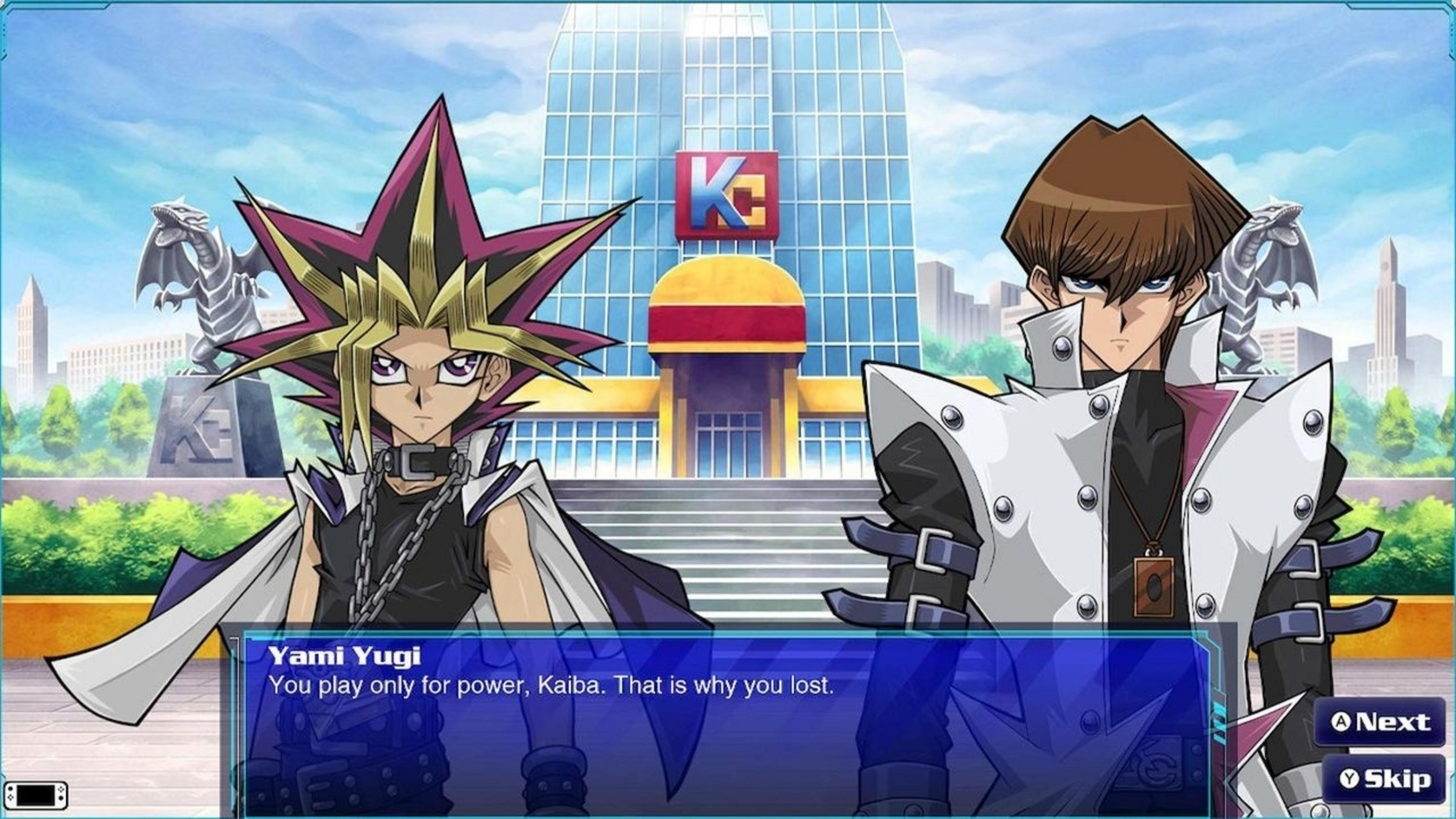 Yami Yugi und Kaiba stehen vor einem KCG-Gebäude, mit Drachenstatuen.