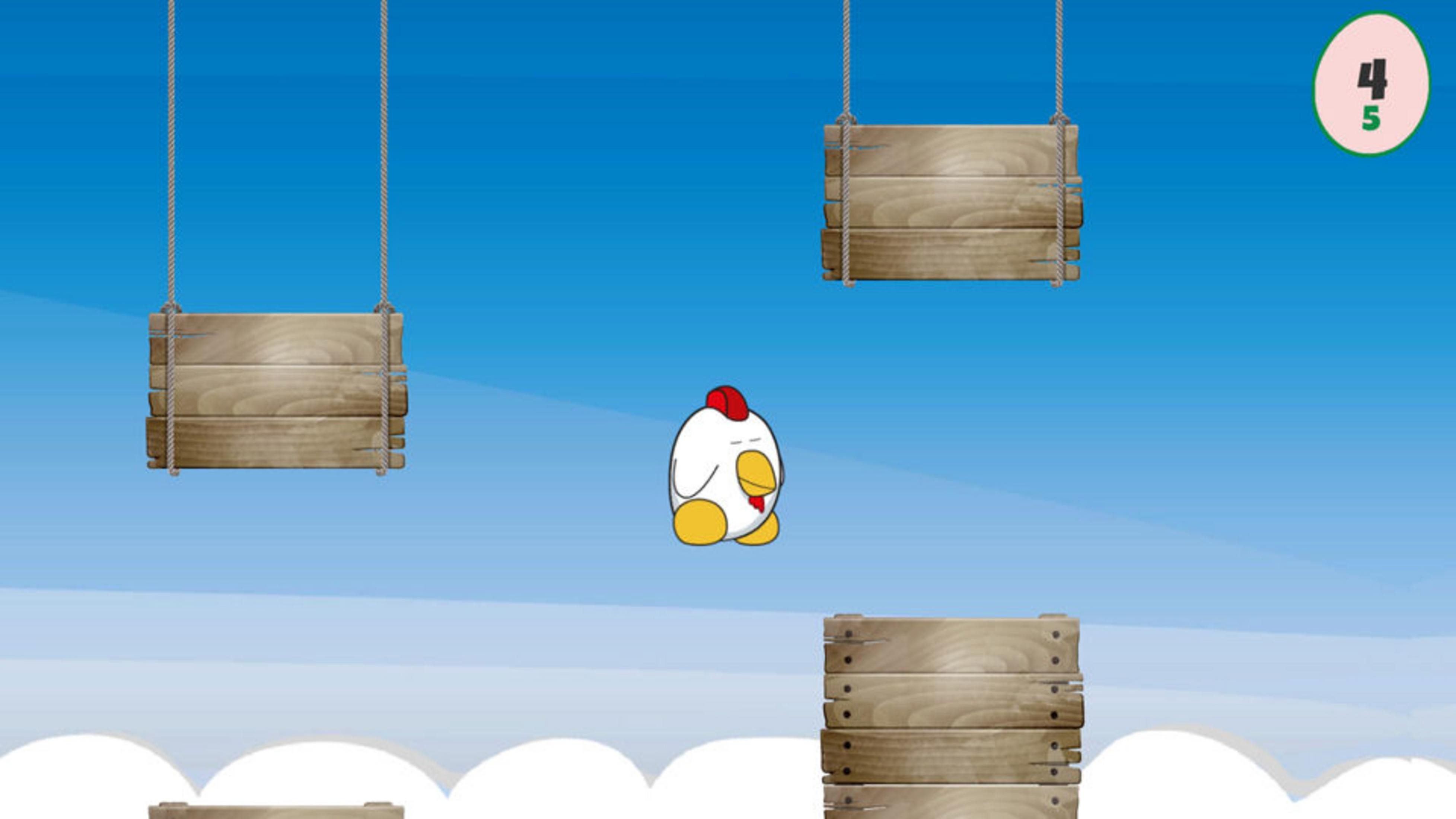 Ein Huhn mit rotem Kamm sitzt auf einem Holzbrett vor blauem Himmel.