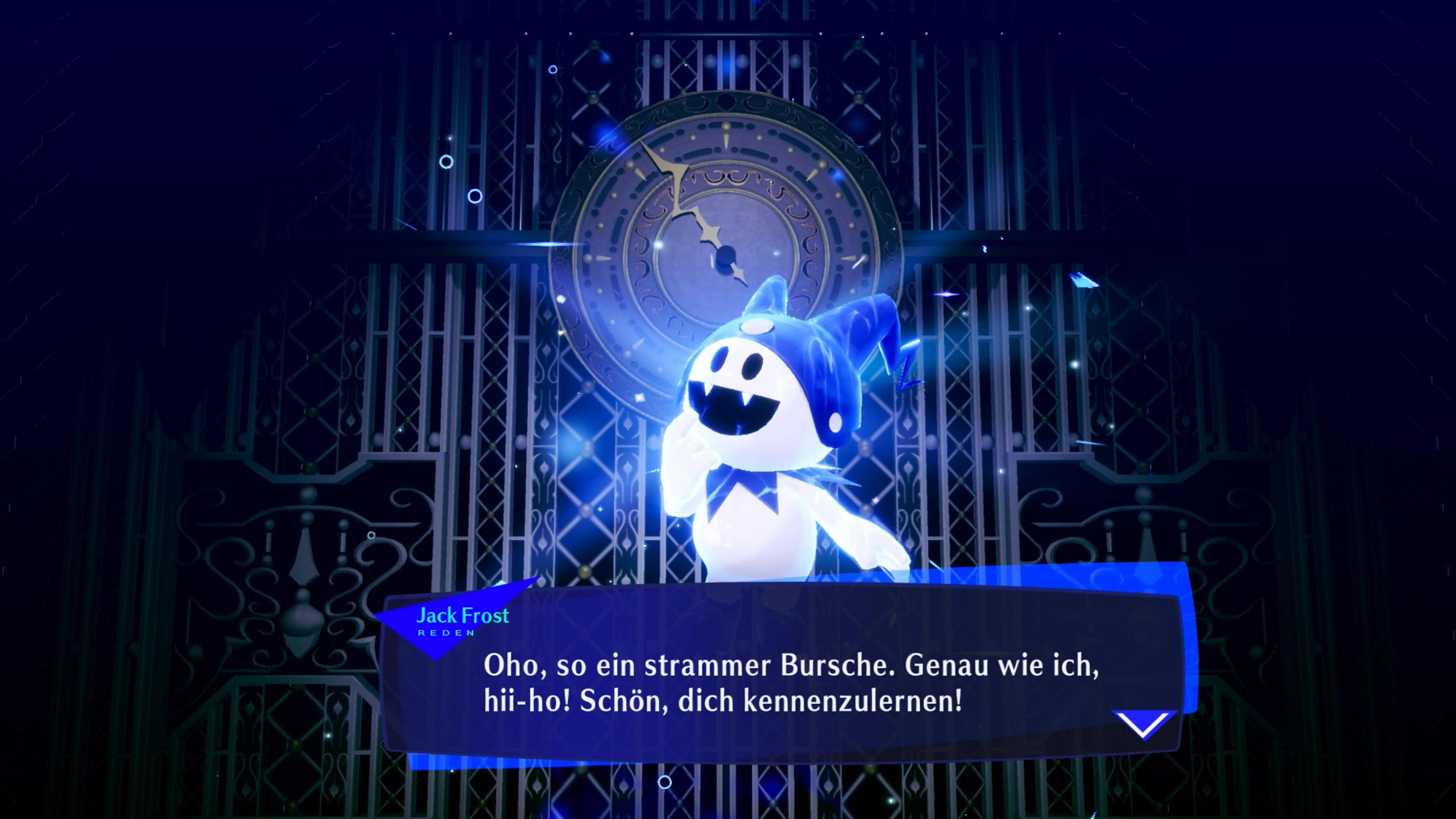 Un fantasma blu e bianco con un sorriso si erge davanti a un grande orologio.