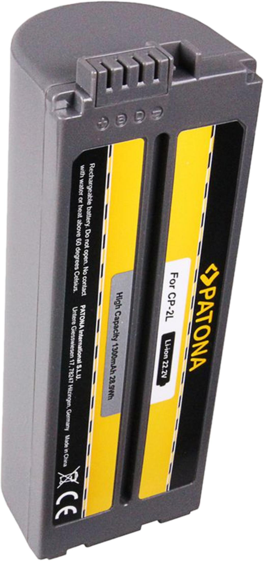 Grauer Akku mit gelben Etiketten: PATONA, für CP-2L, 1300mAh.