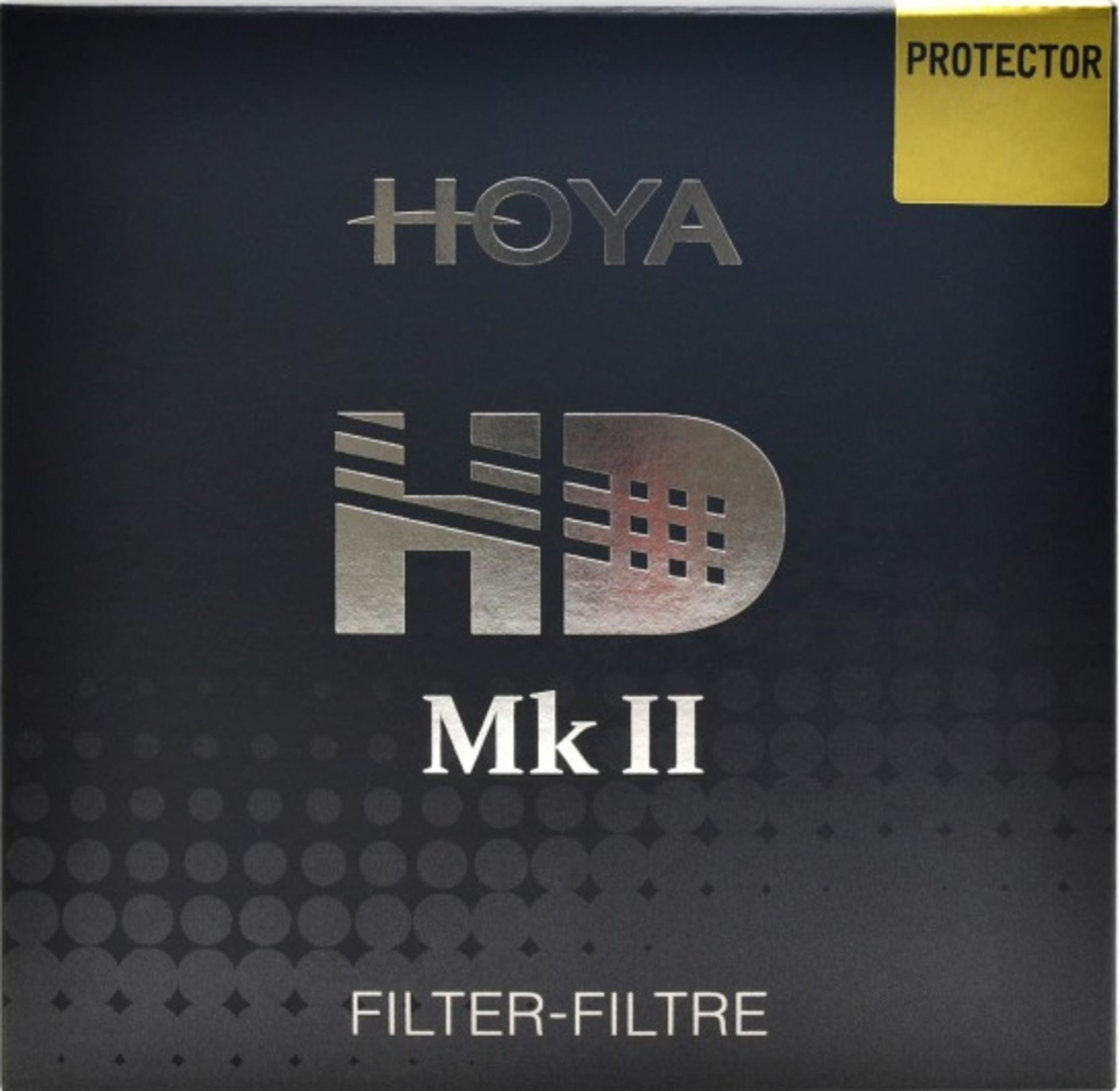 Dunkle Packung mit HOYA HD Mk II Schriftzug und gelbem Aufkleber.