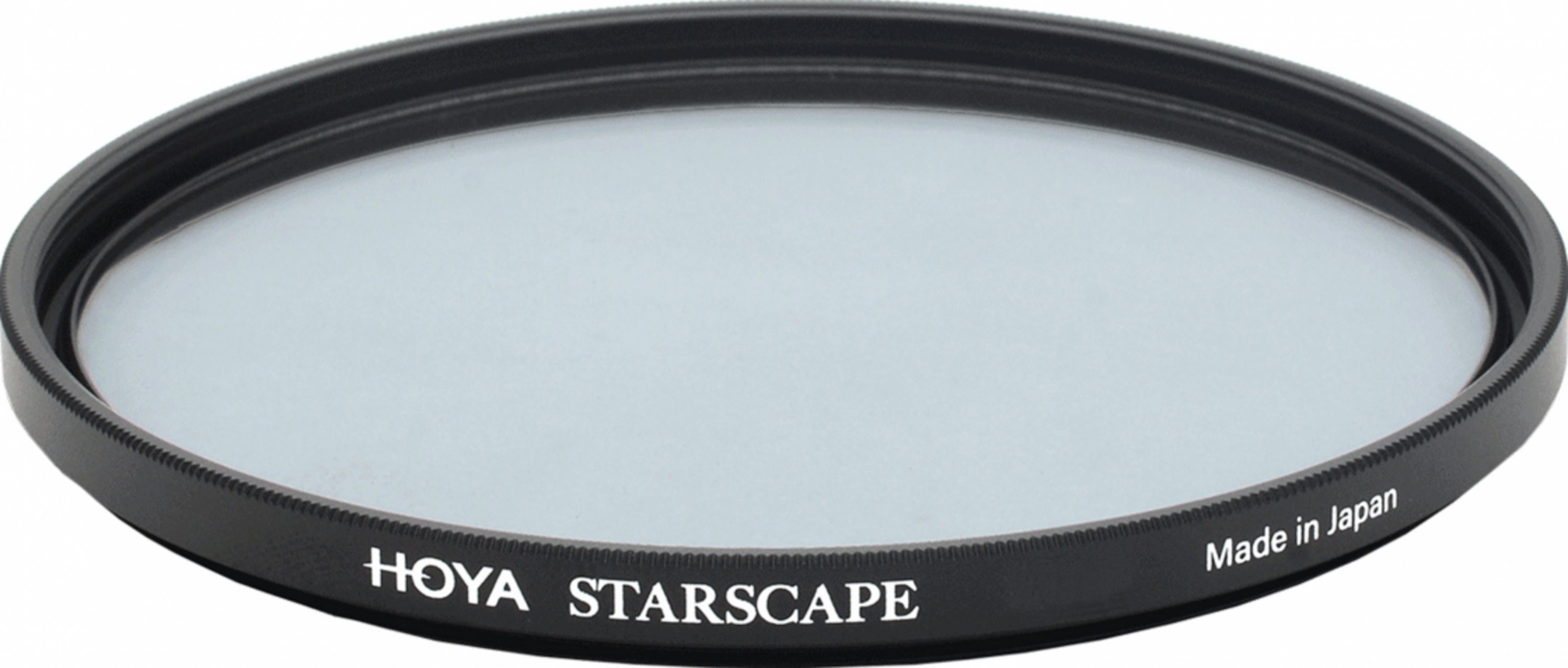 Un filtro per obiettivo Hoya Starscape con cornice nera e vetro bluastro.