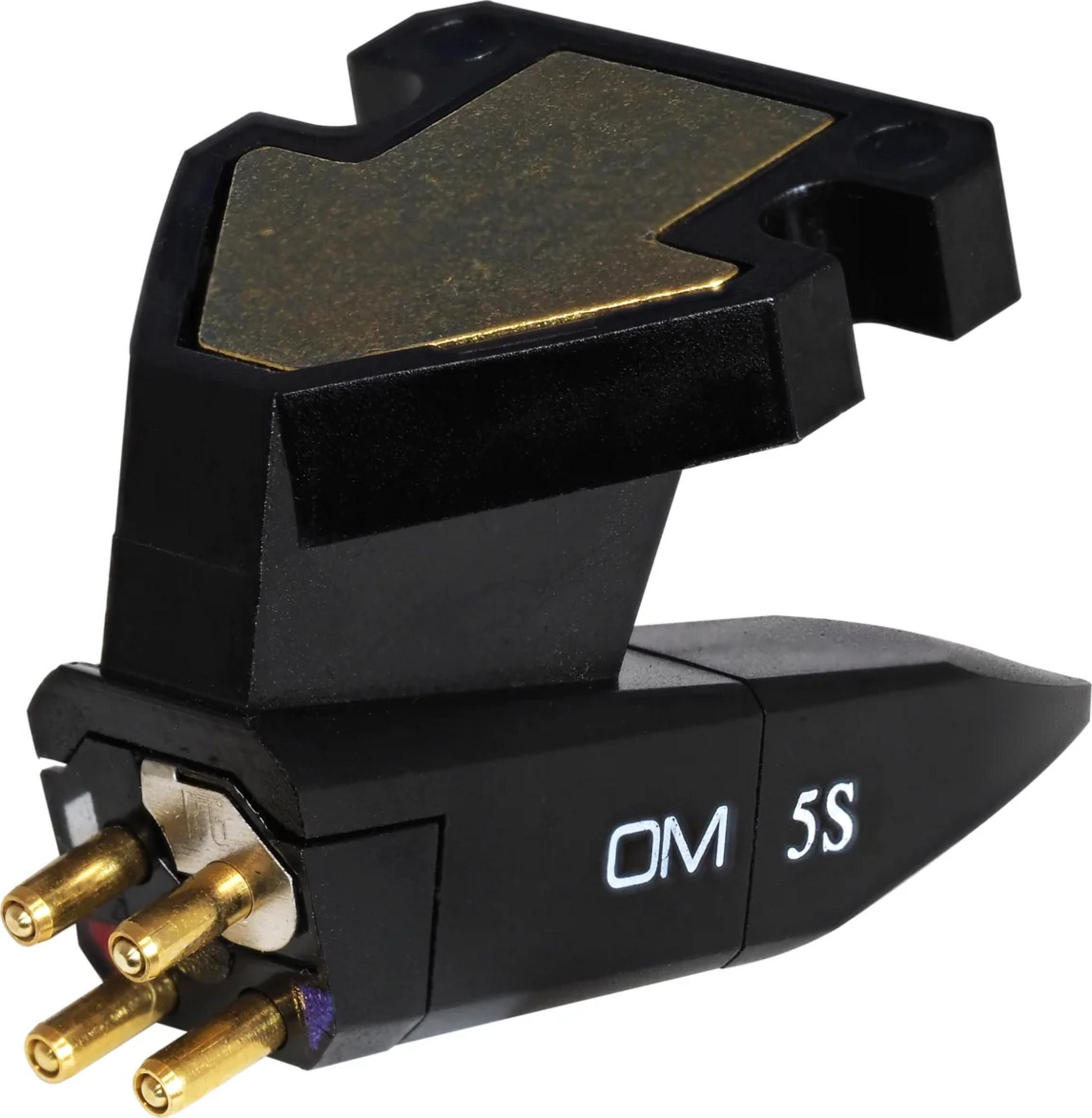 Schwarzer Tonabnehmer mit goldenen Kontakten und "OM 5S" Beschriftung.