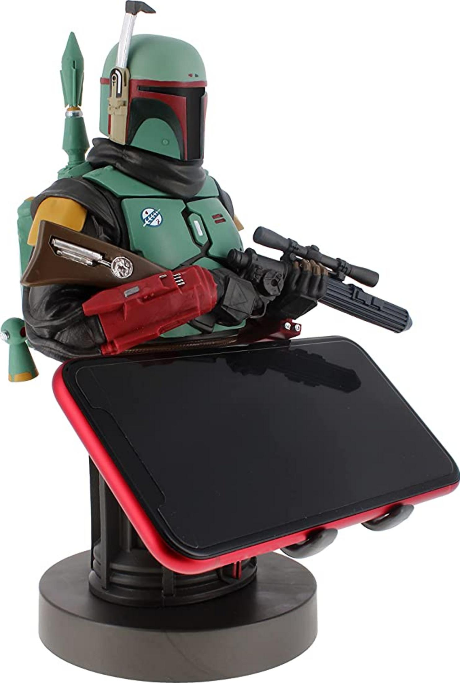 Statua di Boba Fett con fucile e porta telefono.