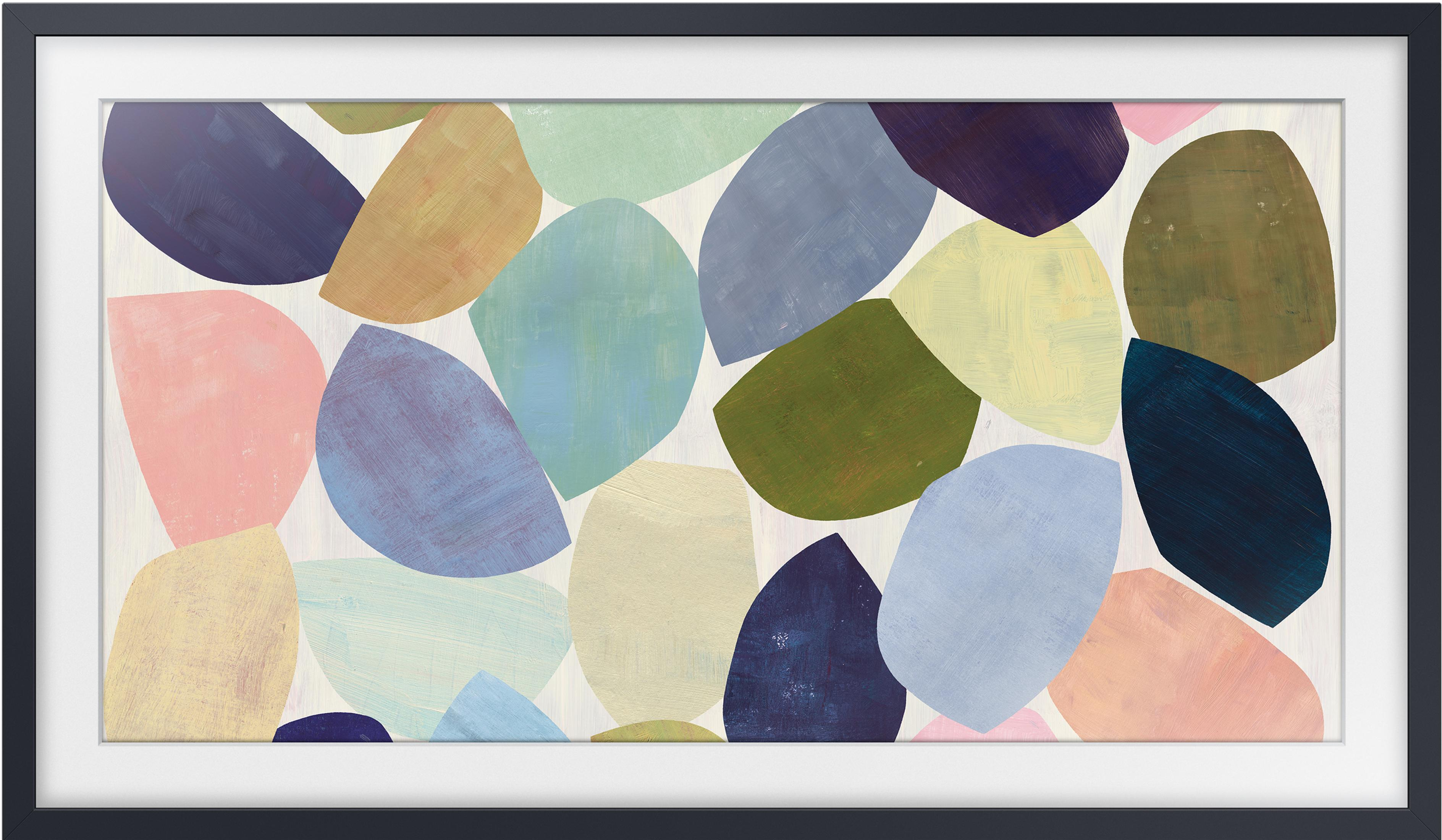 Formes abstraites aux couleurs pastel sur fond clair.