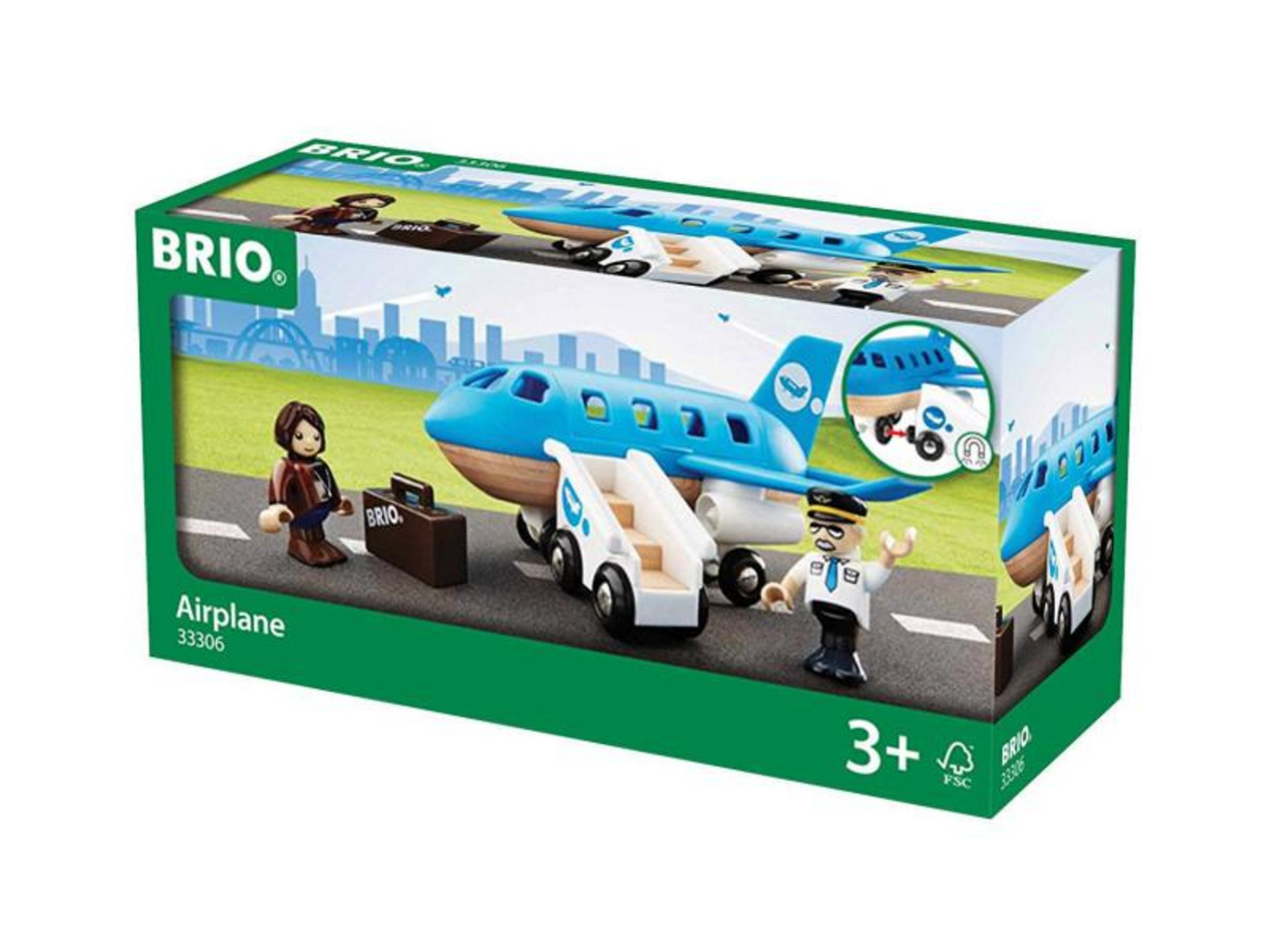 BRIO Flugzeug Spielzeugkarton mit Figuren und Flugzeug.