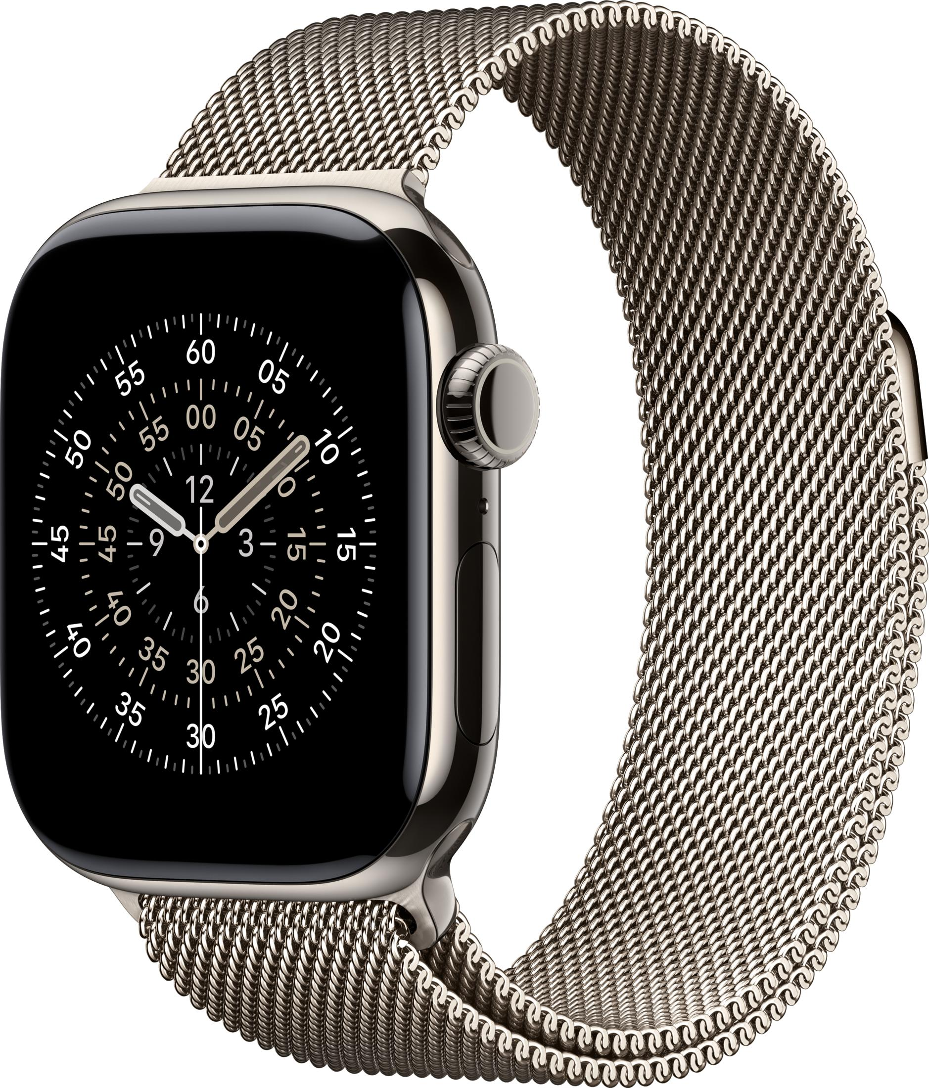 Une montre connectée argentée avec cadran noir et bracelet en maille argentée est montrée sur fond blanc.