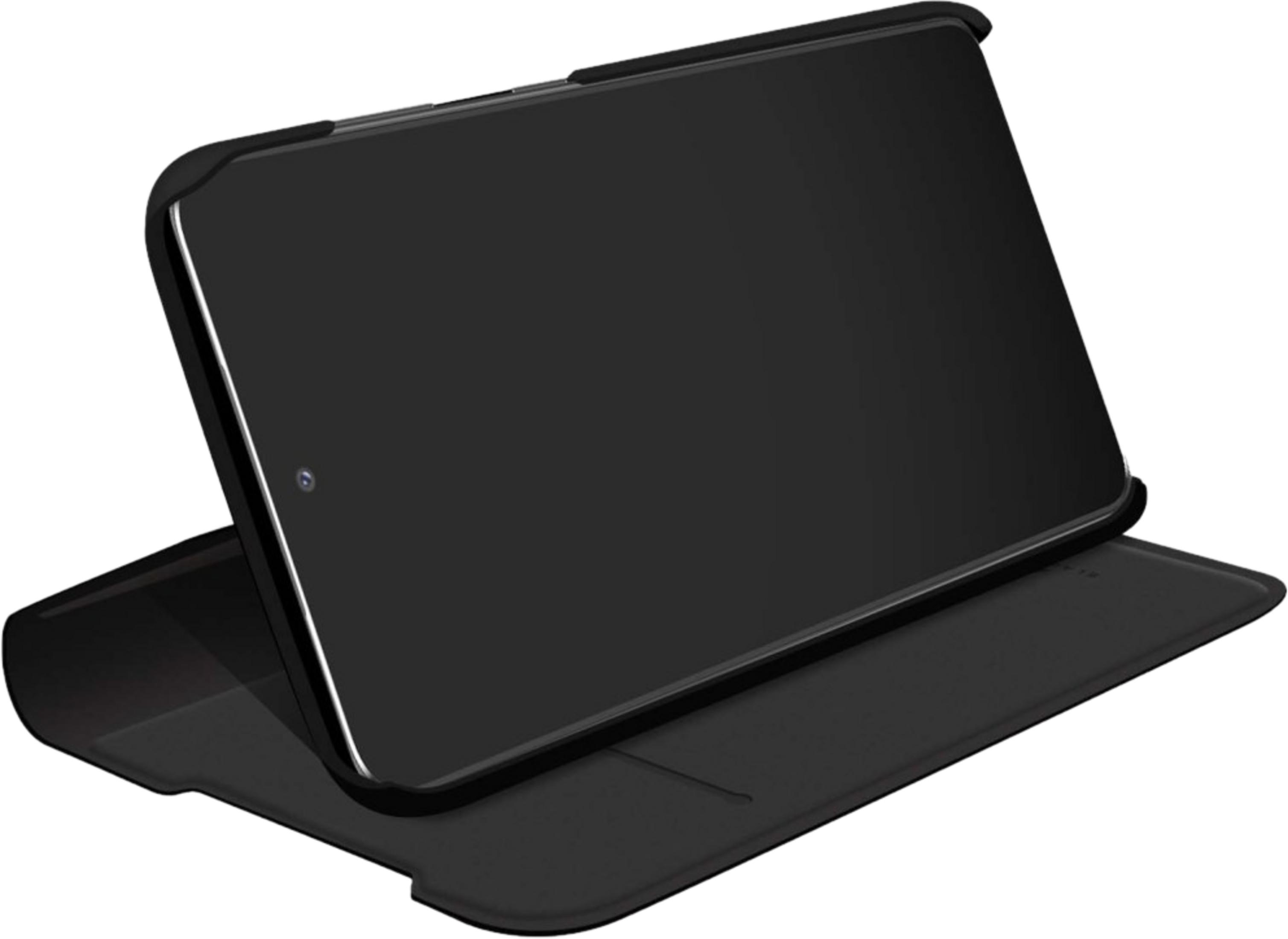 Un tablet nero in una custodia, in piedi su una superficie bianca.