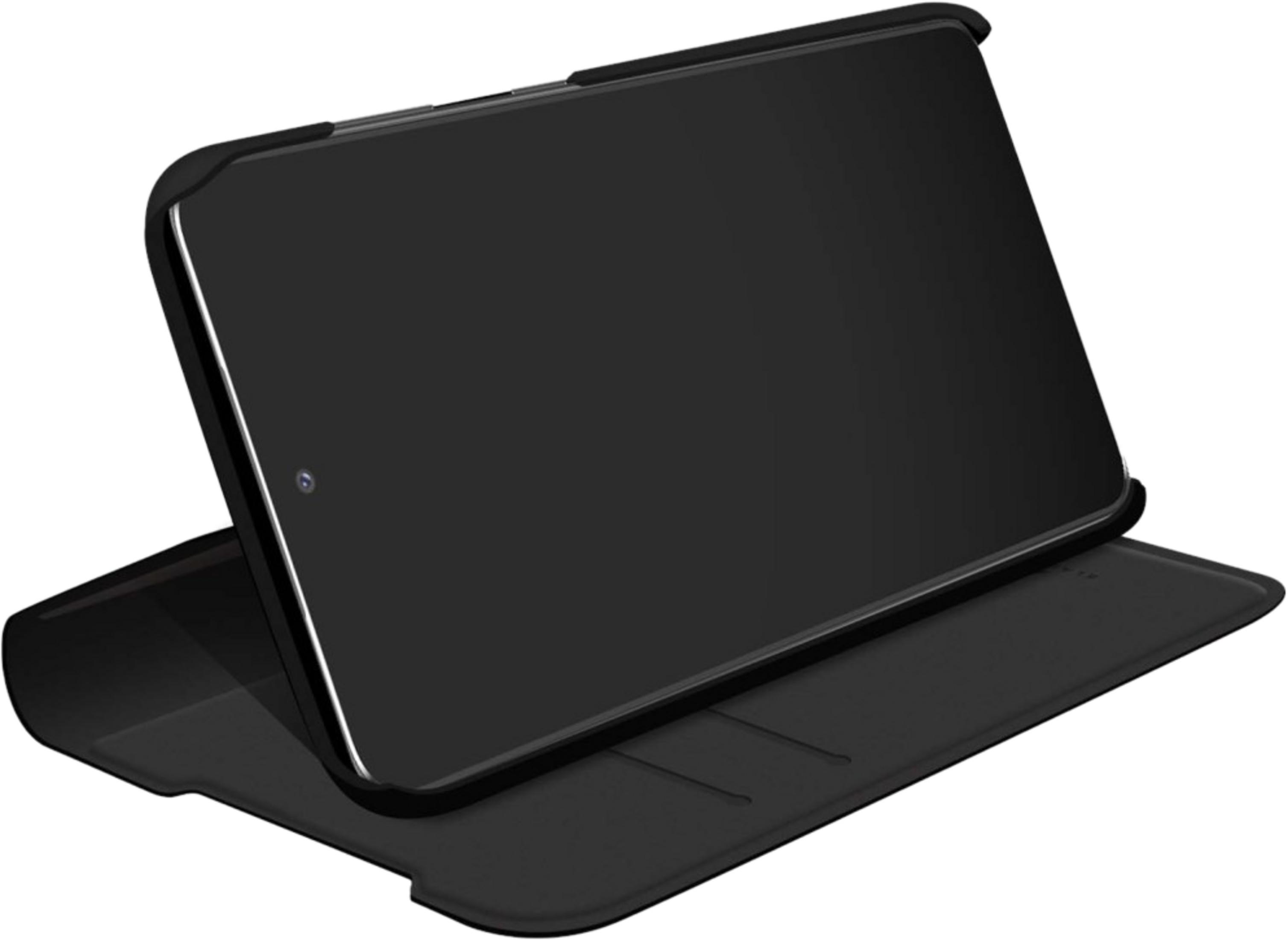 Un tablet nero in una custodia nera, appoggiato su una superficie bianca.