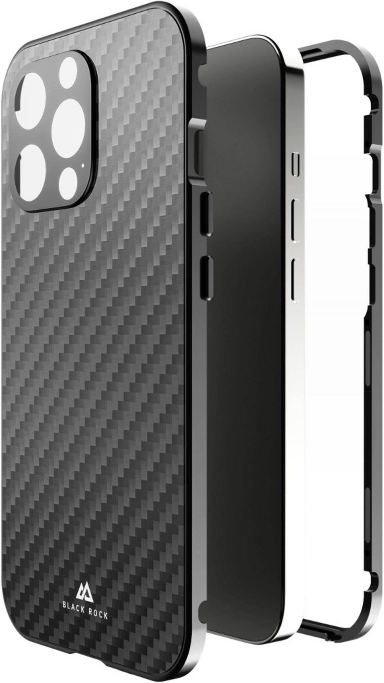 Ein schwarzes Carbon-Muster iPhone Hülle mit einem silbernen Rand.