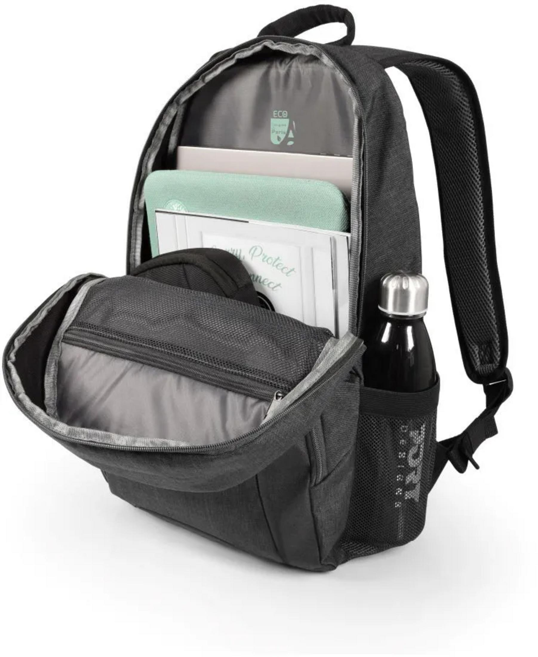 Ein offener grauer Rucksack mit Büchern, einer Wasserflasche und einer Tasche.