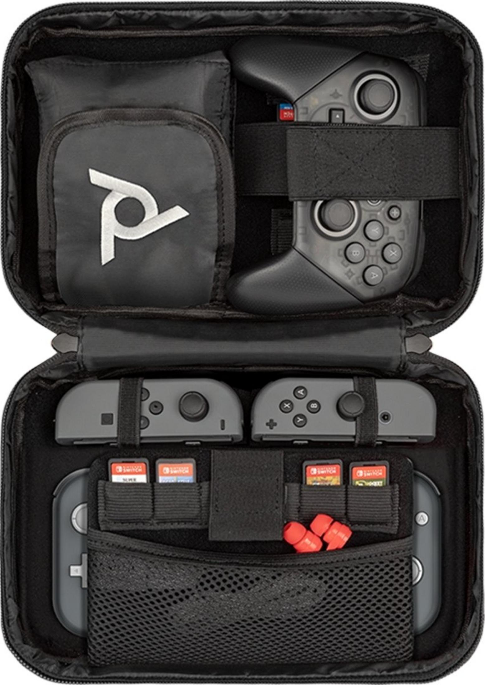 Funda negra para Nintendo Switch con controles, juegos y accesorios.