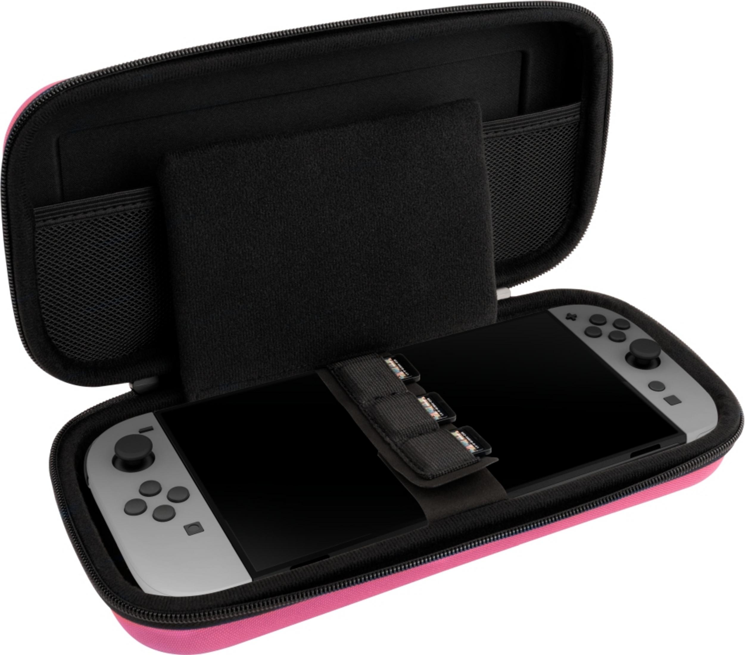 Un estuche rosa abierto que revela un Nintendo Switch y accesorios.