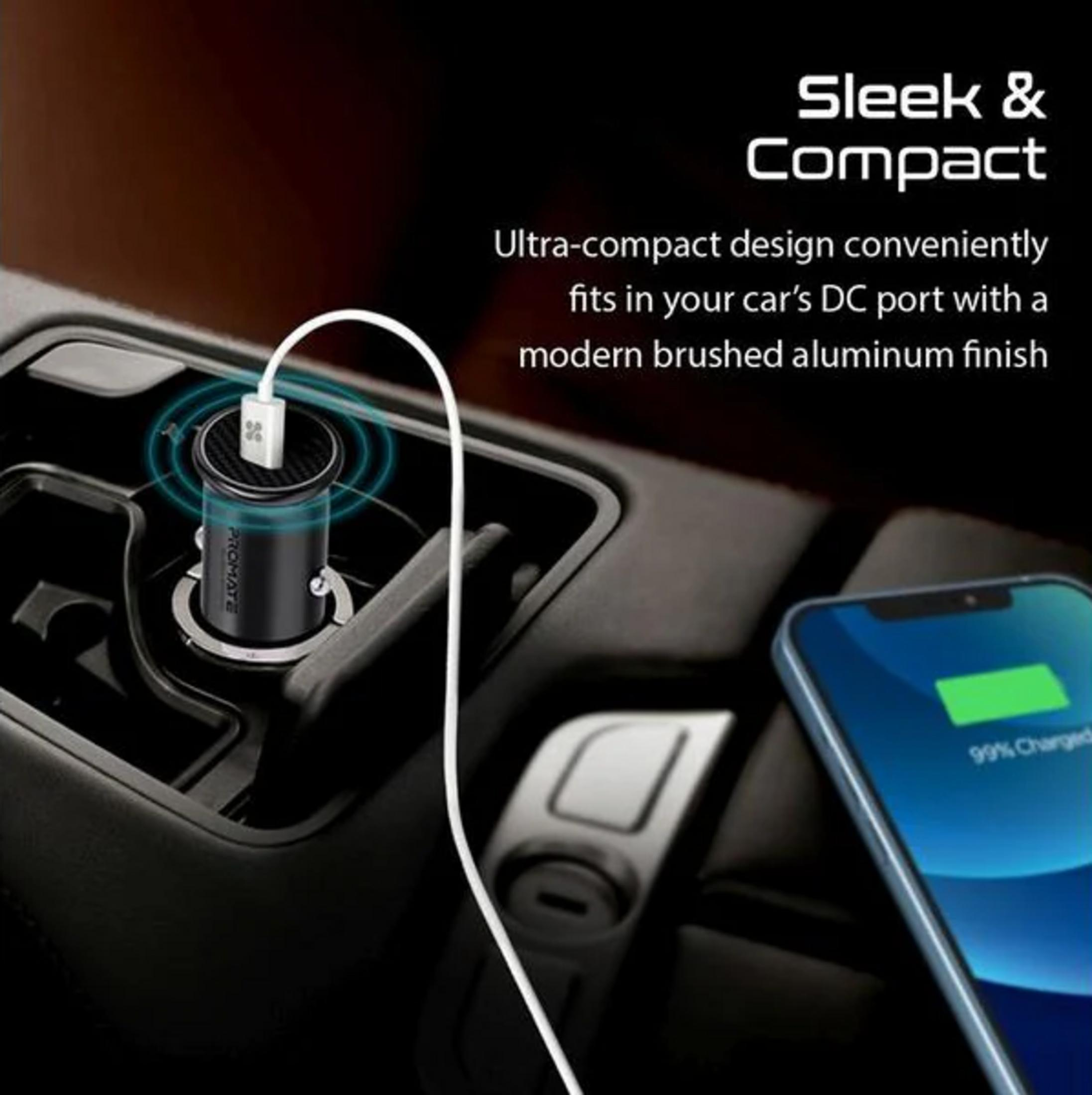 Adaptador cargador de coche negro con cable blanco, cargando un teléfono.