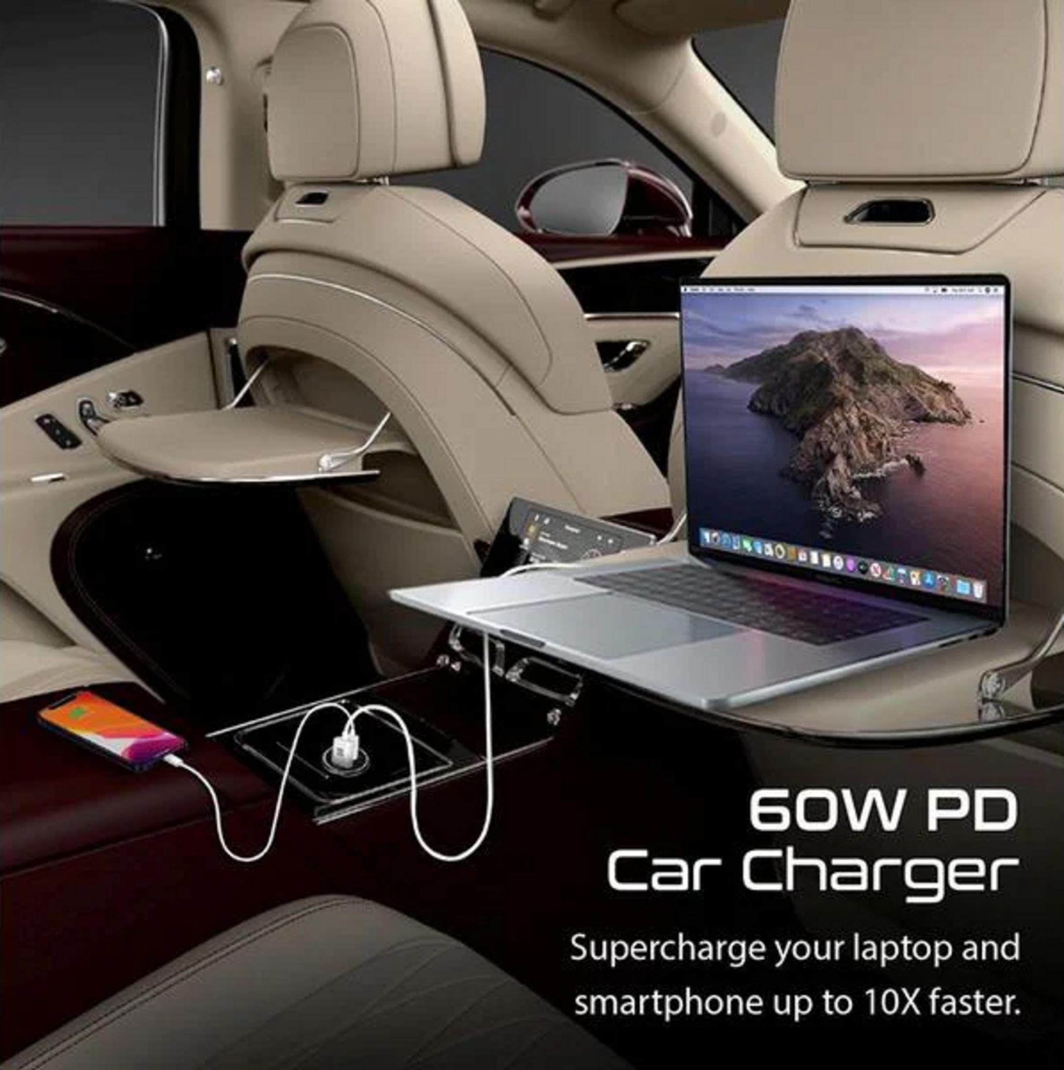 Un portátil y un smartphone se cargan en un coche.