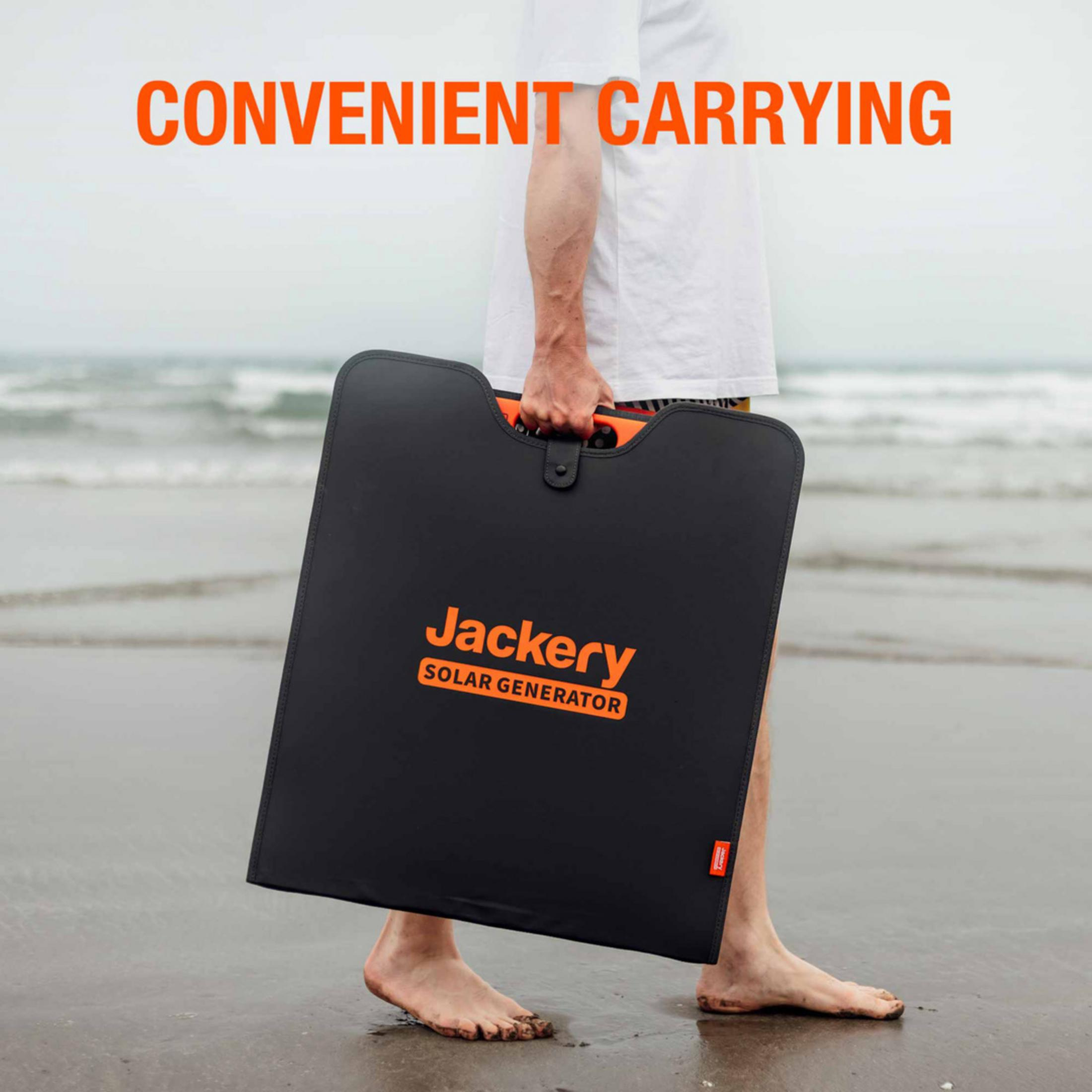 Mann trägt Jackery Solar Generator am Strand. Text: CONVENIENT CARRYING.