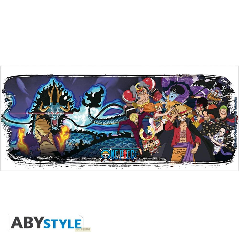 Ein Drache und die One Piece Crew vor einem dunklen Hintergrund.