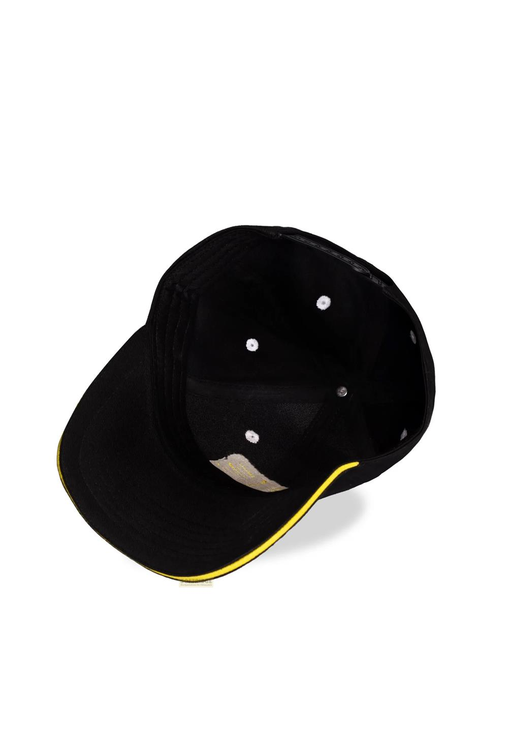 Casquette noire avec bordure jaune et coutures visibles à l'intérieur.