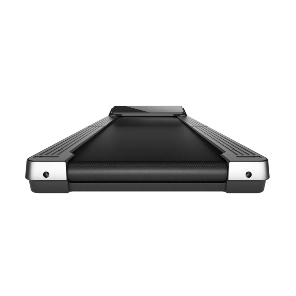 Czarna bieżnia z srebrnymi akcentami na białym tle.