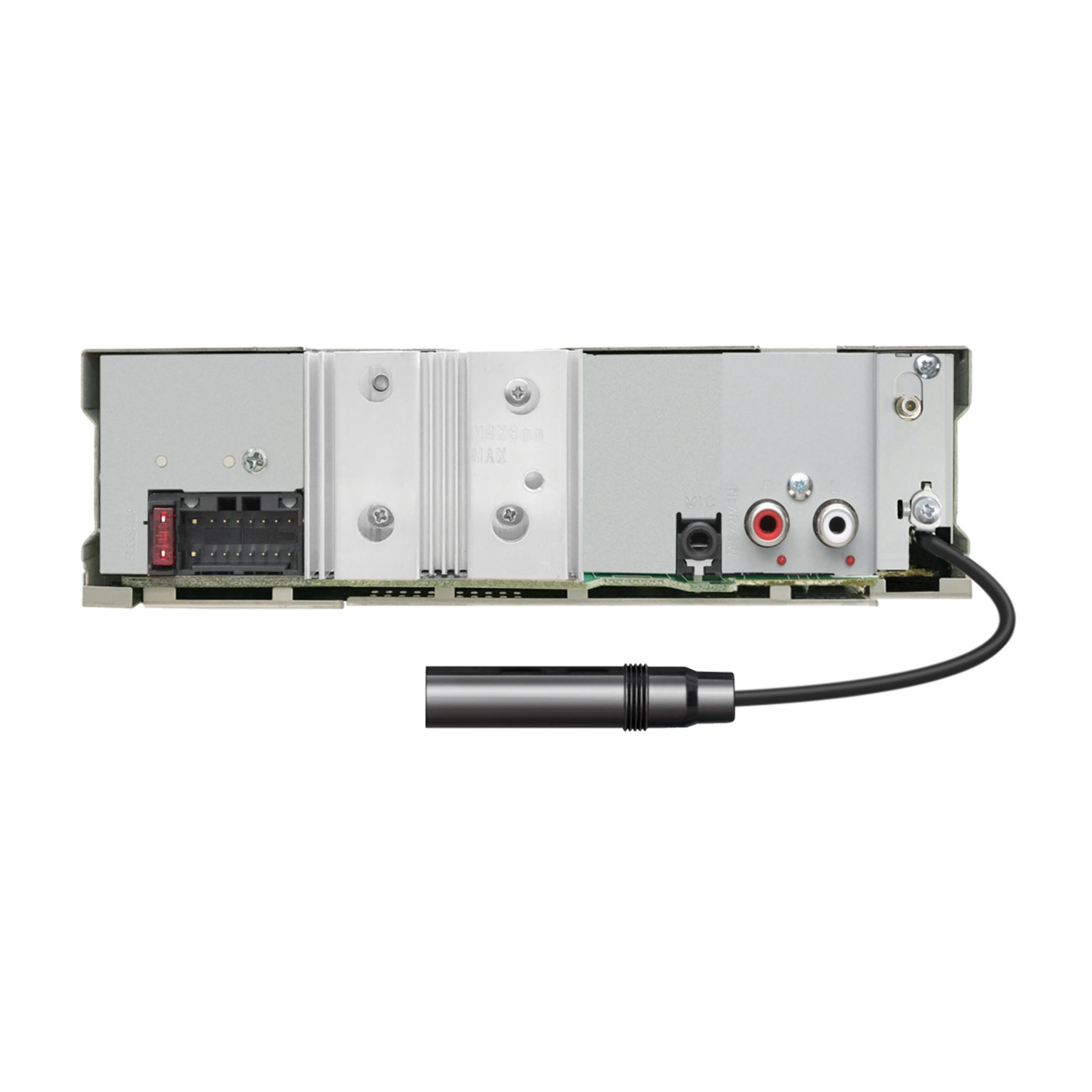Retro autoradio con porte e cavo.