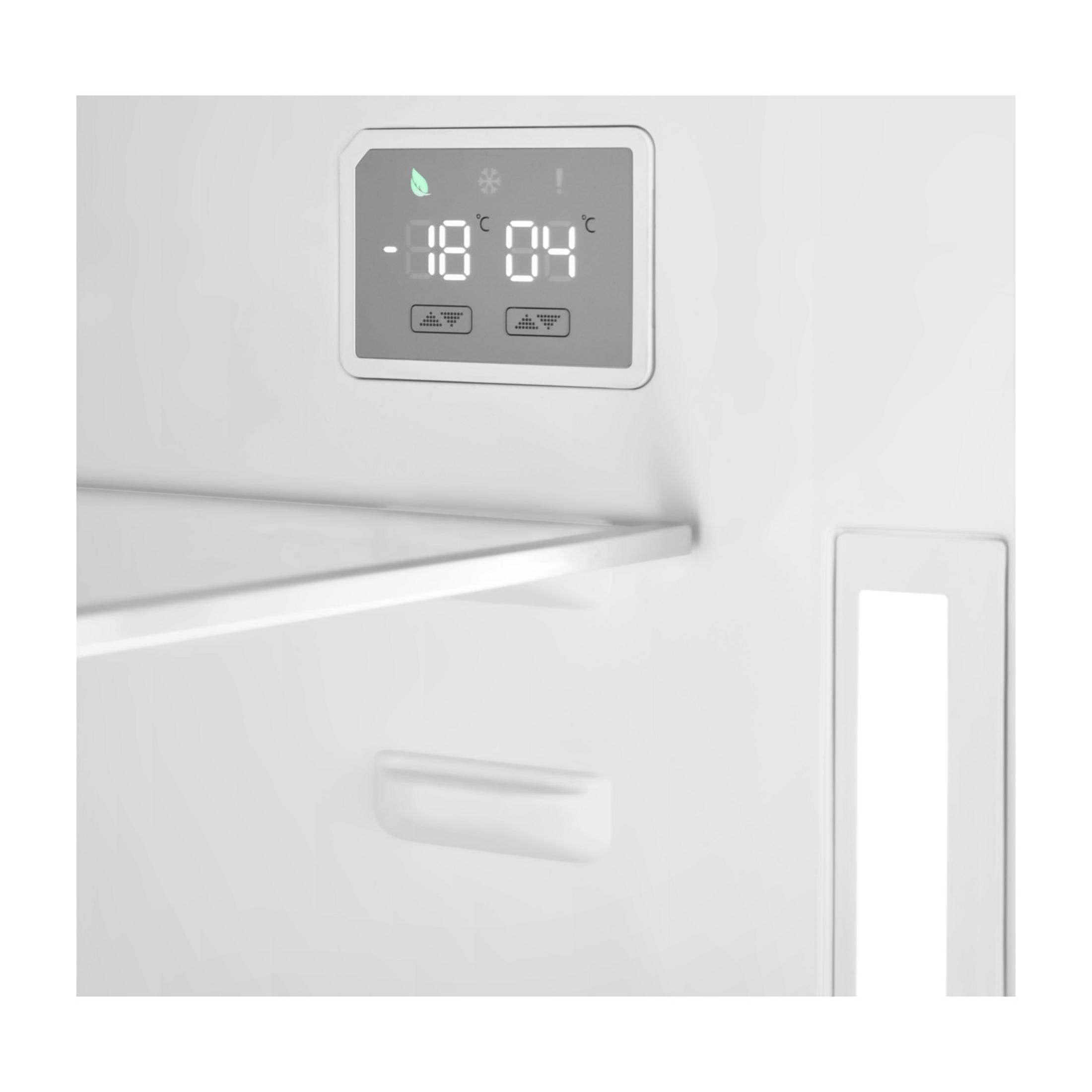 Pantalla digital muestra -18 grados y 04. Iconos de hoja y copo de nieve.