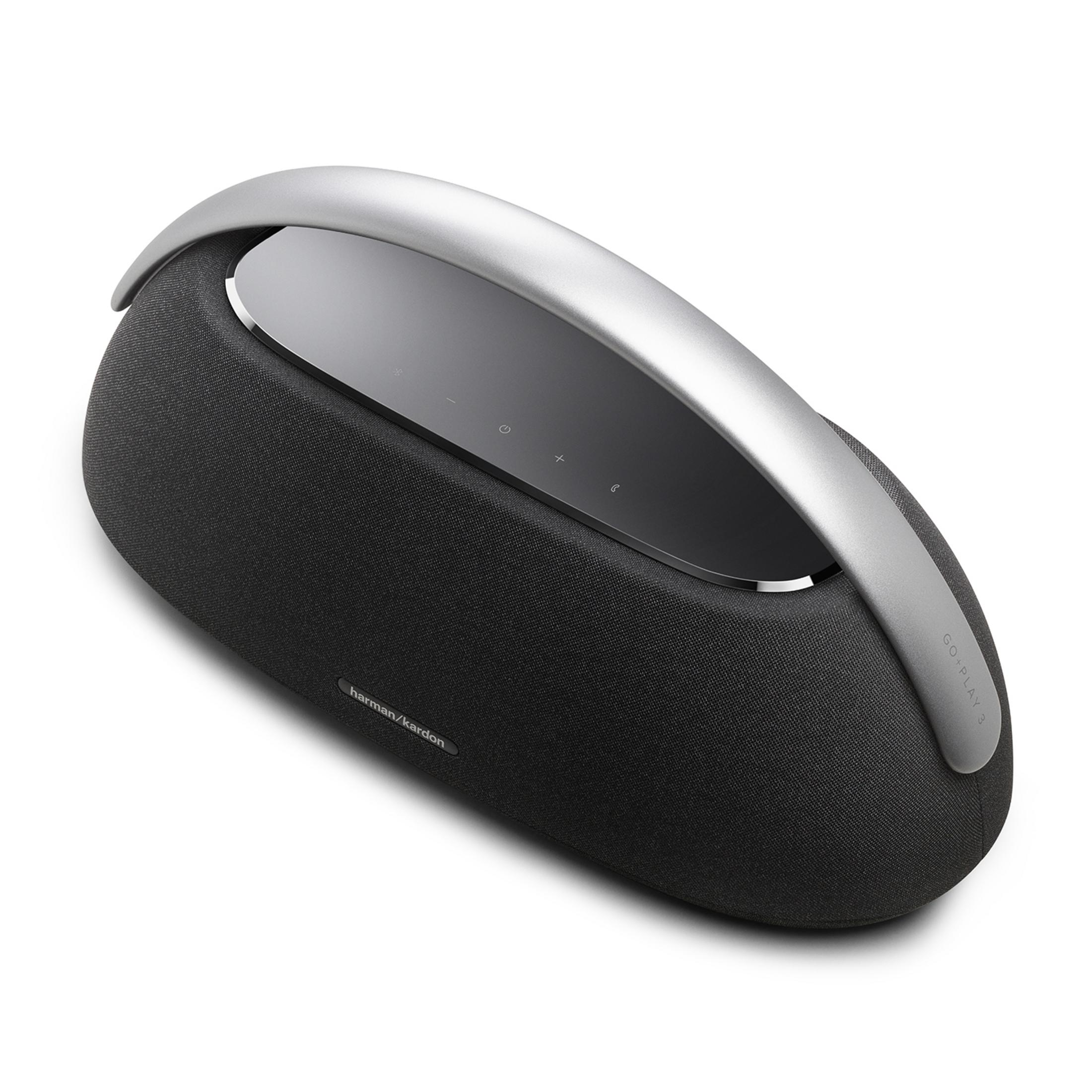 Czarny głośnik Harman Kardon Go + Play 3 ze srebrnym uchwytem.