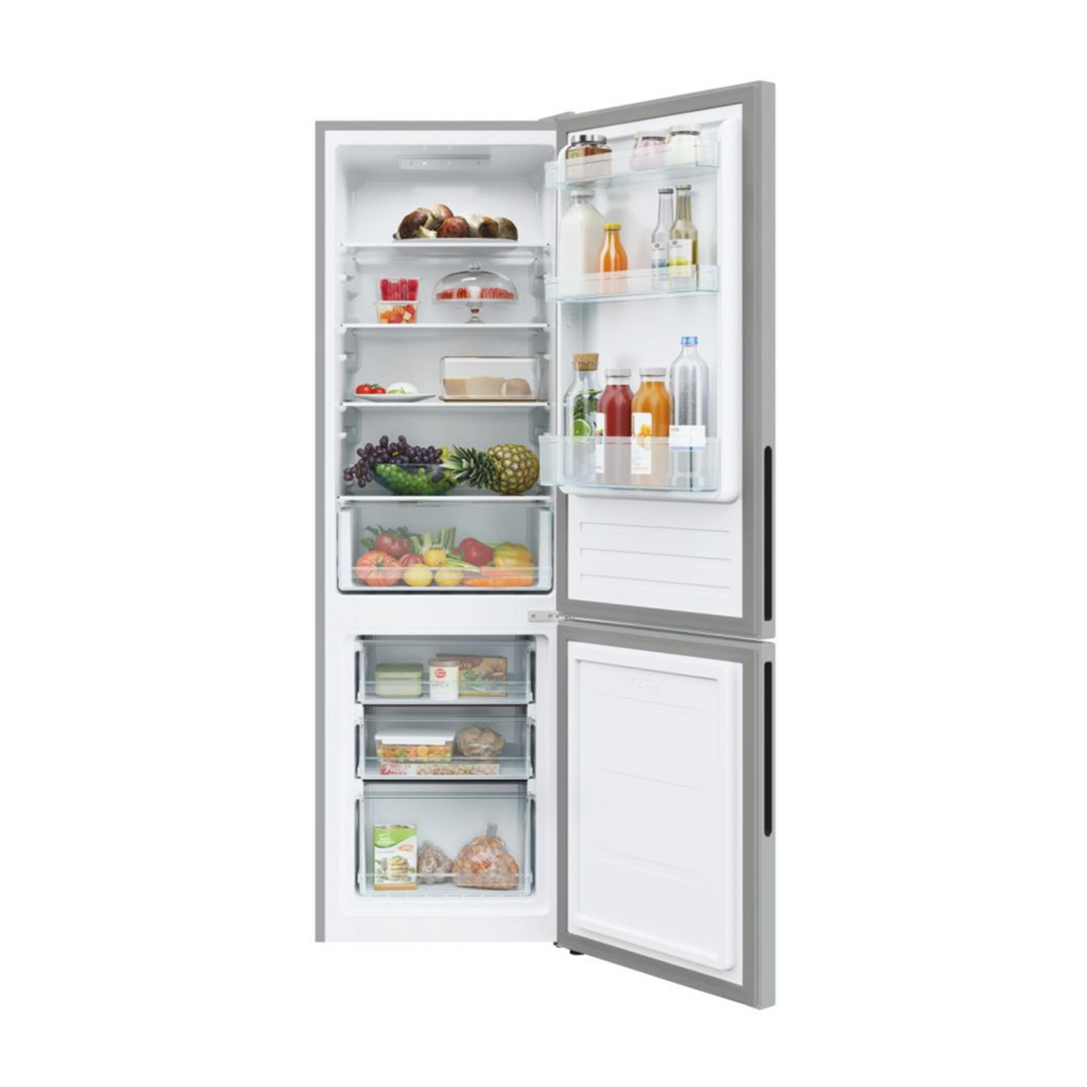 Open koelkast met fruit, groenten, dranken en etenswaren.